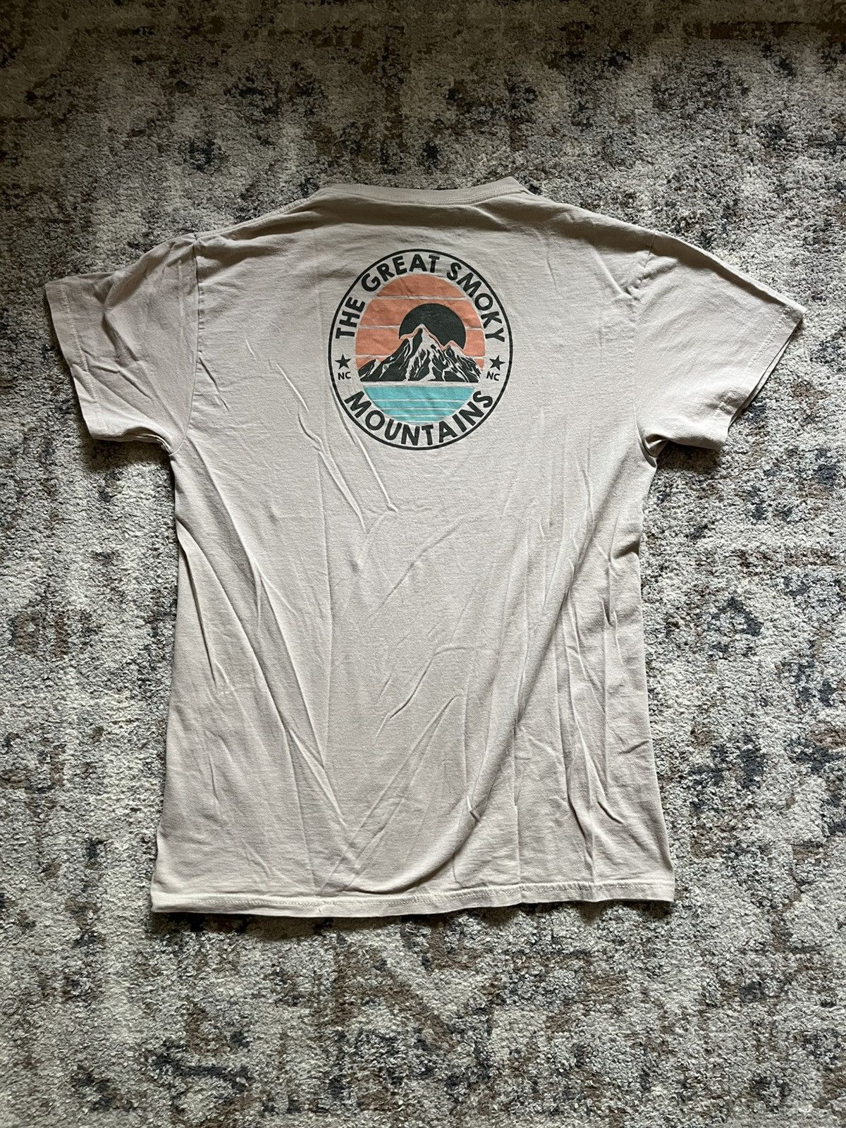 Other Bowery Supply Co. Mens Medium Smoky Mountains NC T-Shirt Size US M / EU 48-50 / 2 - 4 Thumbnail