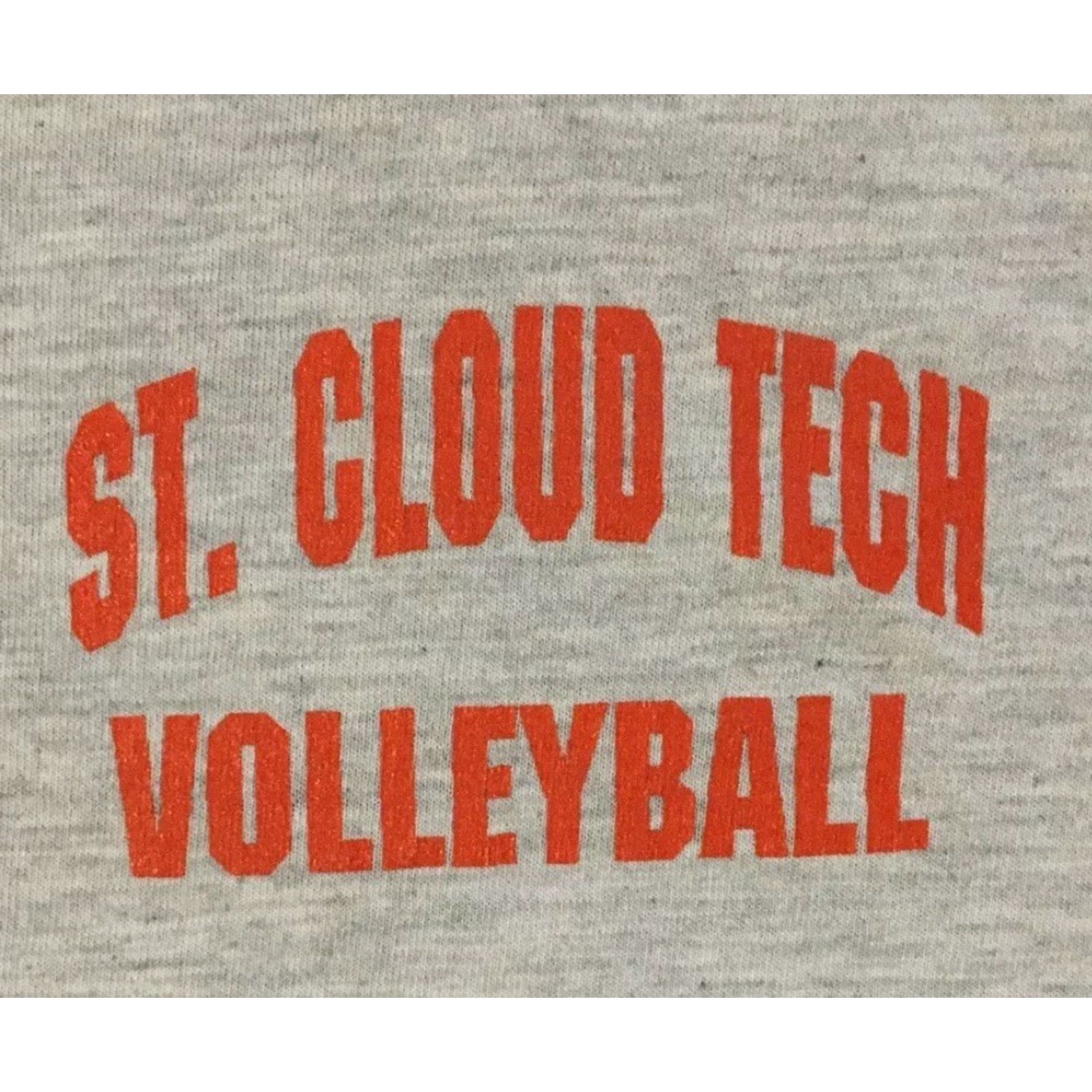 Vintage VINTAGE St Cloud Tech Volleyball Shirt M L Gray 90s Russell Athletic College Grunge Vintage 90s Shirt Mens United States USA Size US M / EU 48-50 / 2 - 4 Thumbnail