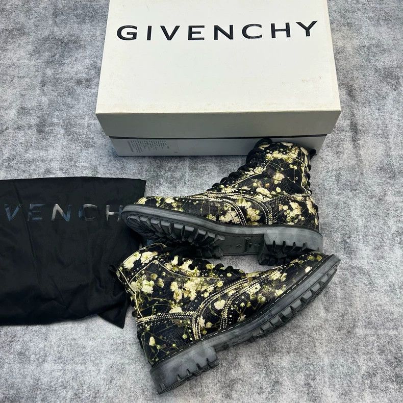 Givenchy Givenchy Distressed floral painted boots Size US 8 / EU 41 - 3 Thumbnail