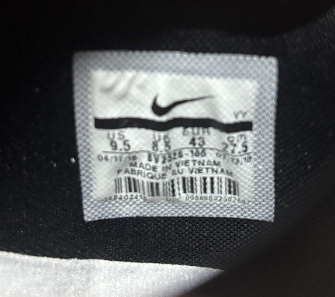 Nike Nike Air More Money White Habanero Red Atmosphere Grey Size US 9.5 / EU 42-43 - 8 Thumbnail