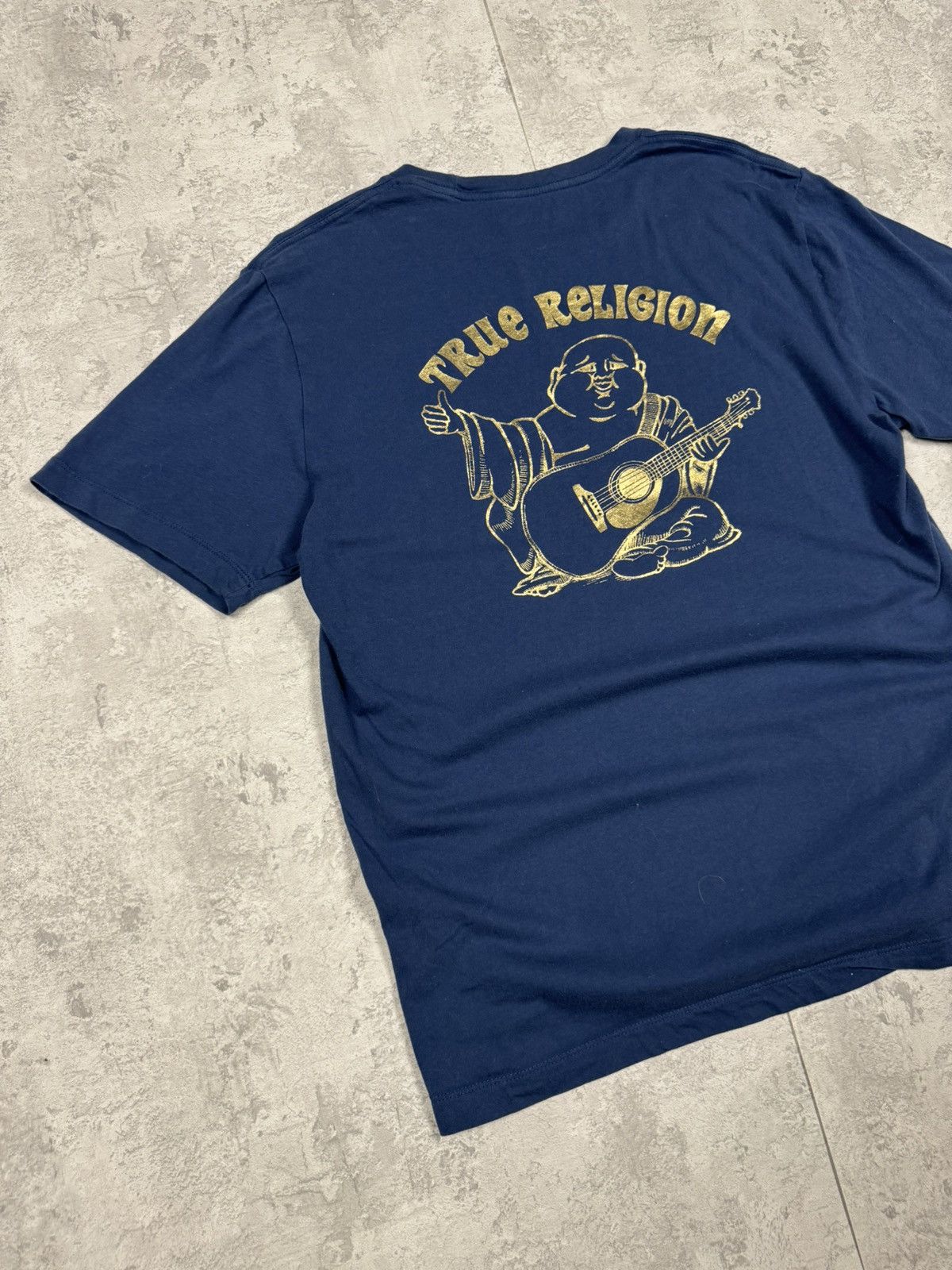 True Religion True Religion Blue T Shirt Big Gold Logo Size L Size US L / EU 52-54 / 3 - 2 Thumbnail