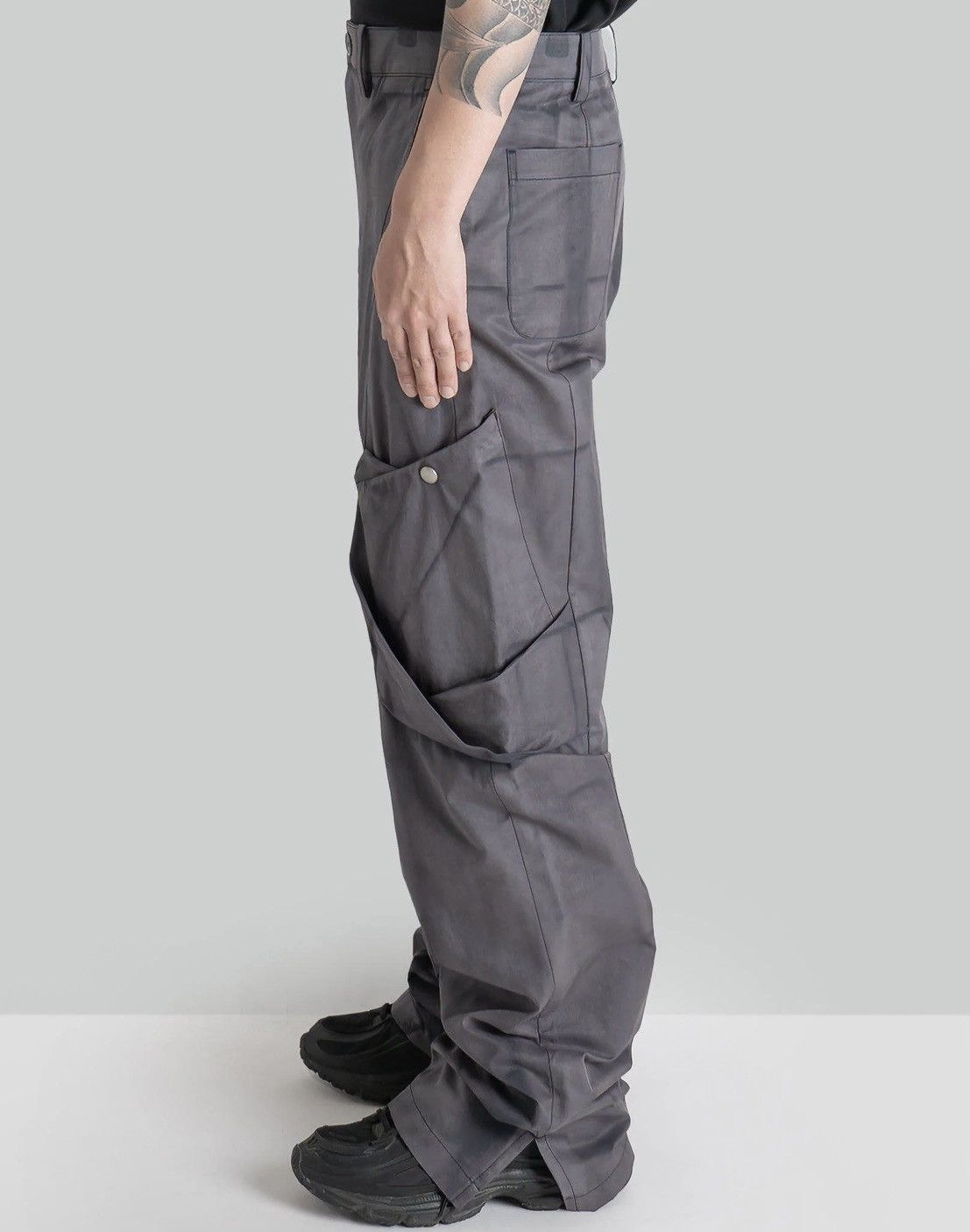 JiyongKim SUN-BLEACHED DRAPED POCKET TROUSERS Size US 30 / EU 46 - 3 Thumbnail