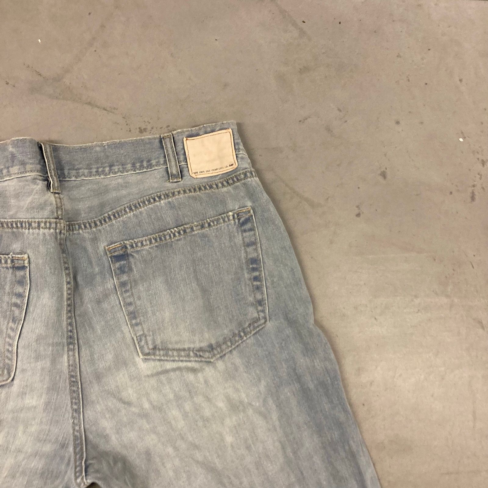 Gap Baggy distressed gap bootcut jeans 38x32 Size US 38 / EU 54 - 5 Thumbnail