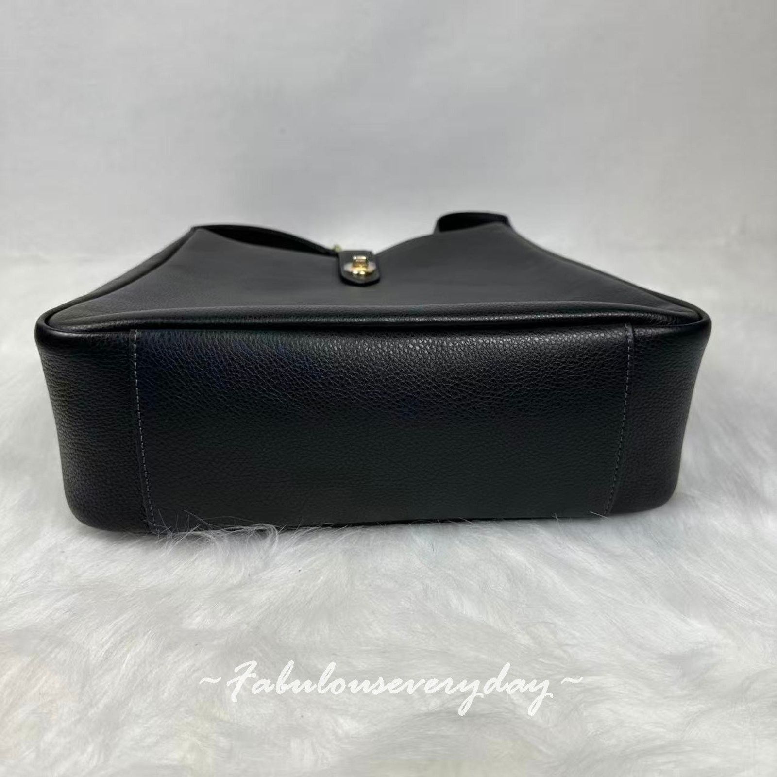 Coach Coach Hadley Large Shoulder Bag Leather/Gold/Black CCD65 NWT Size ONE SIZE - 6 Thumbnail