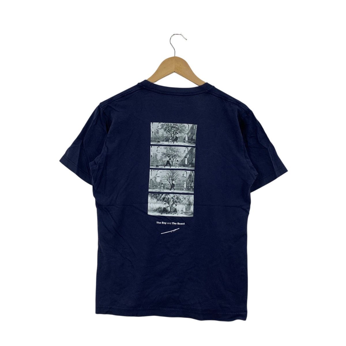 Band Tees ANIME x UNIQLO The Boy & The Beast Studio Chizu Tee Shirt Size US M / EU 48-50 / 2 - 5 Thumbnail