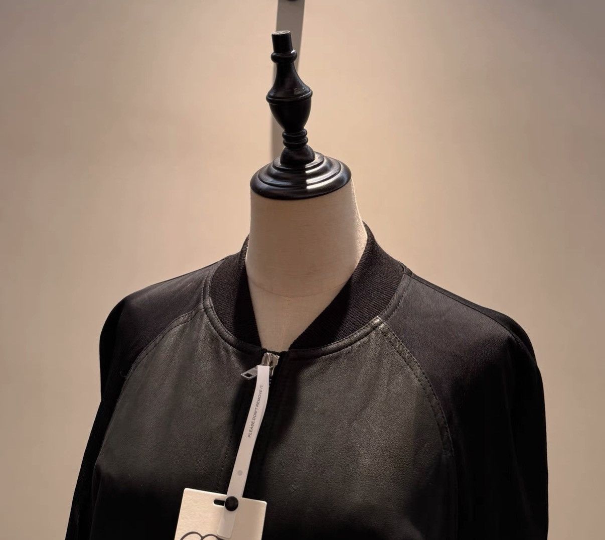 Rick Owens Rick Owens main line runway leather-paneled MA-1 Size US M / EU 48-50 / 2 - 3 Thumbnail