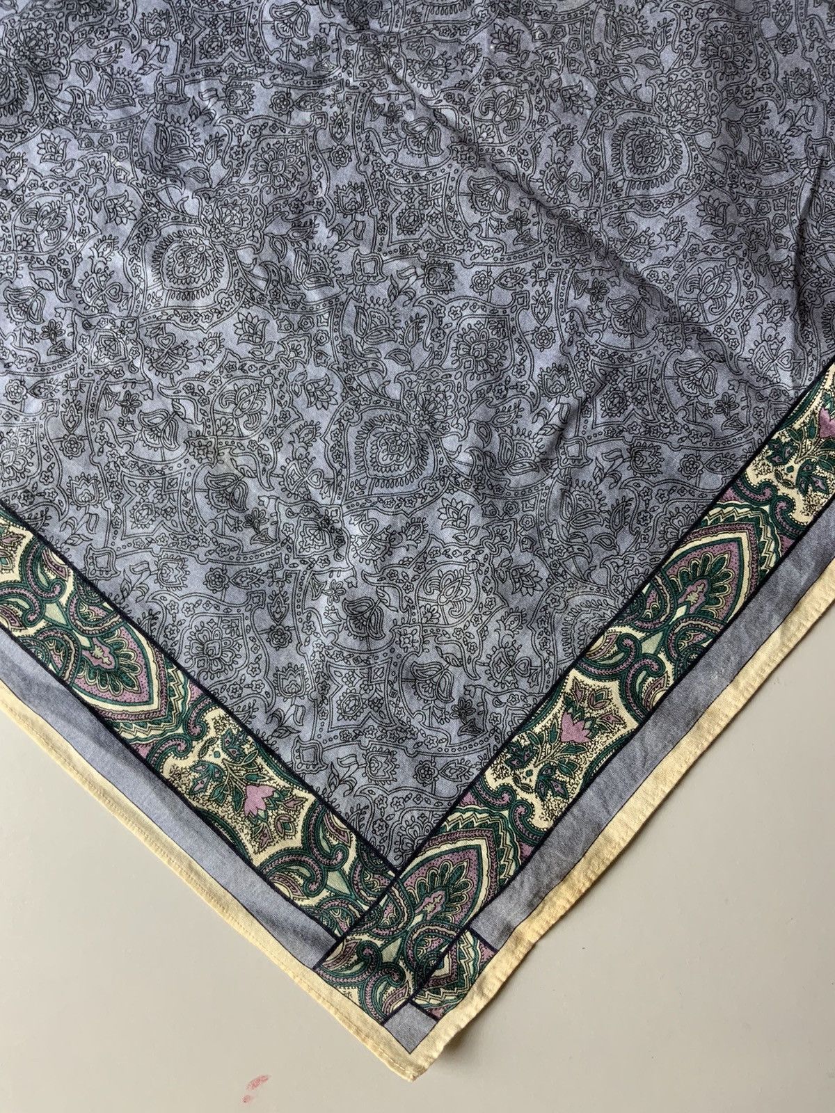 Vintage Rudolph Valentino Monogram Bandana handkerchief Size ONE SIZE - 9 Thumbnail
