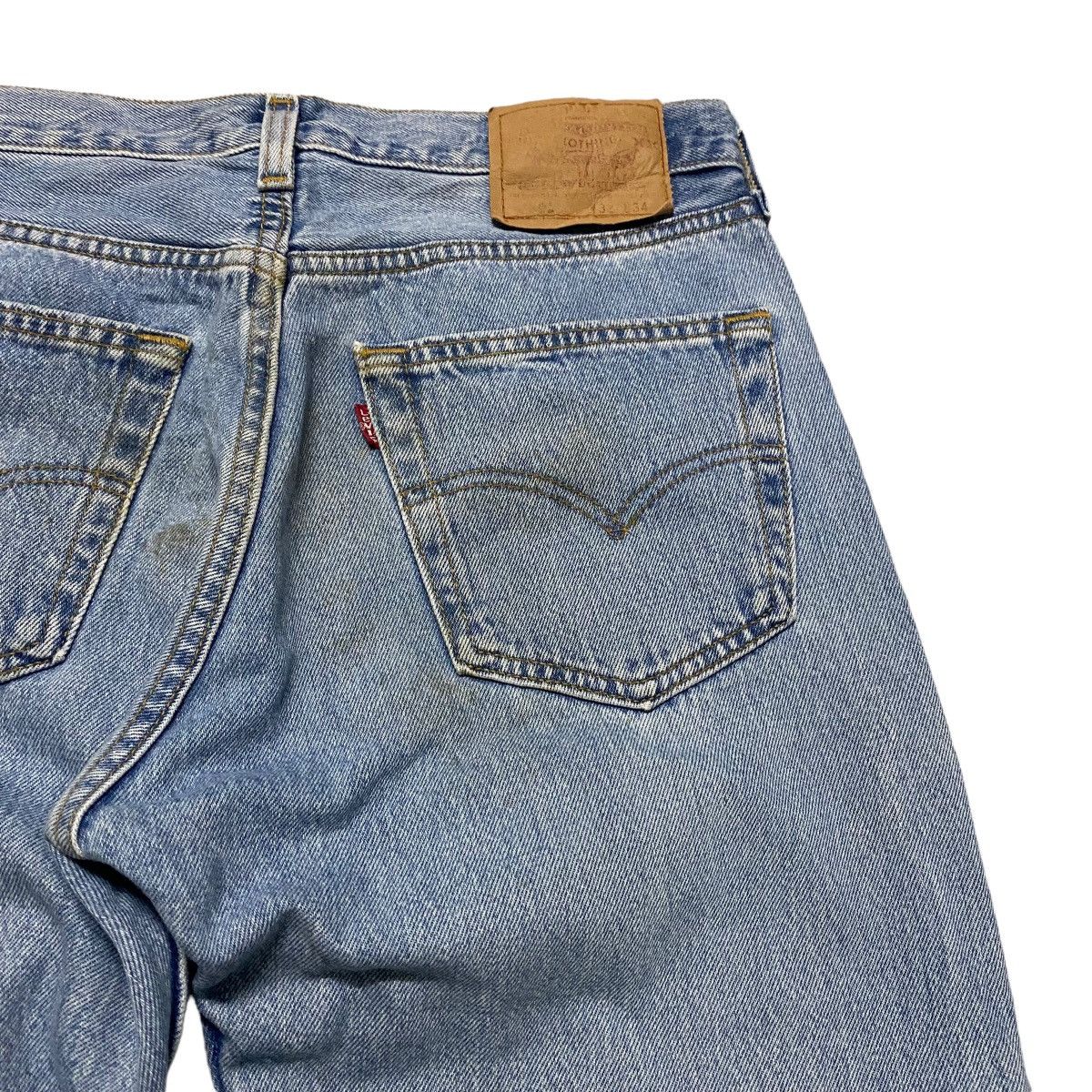 Levi's Vintage 90s Levis 501 Lightwash Jeans Nice Faded Jeans Size US 32 / EU 48 - 11 Thumbnail