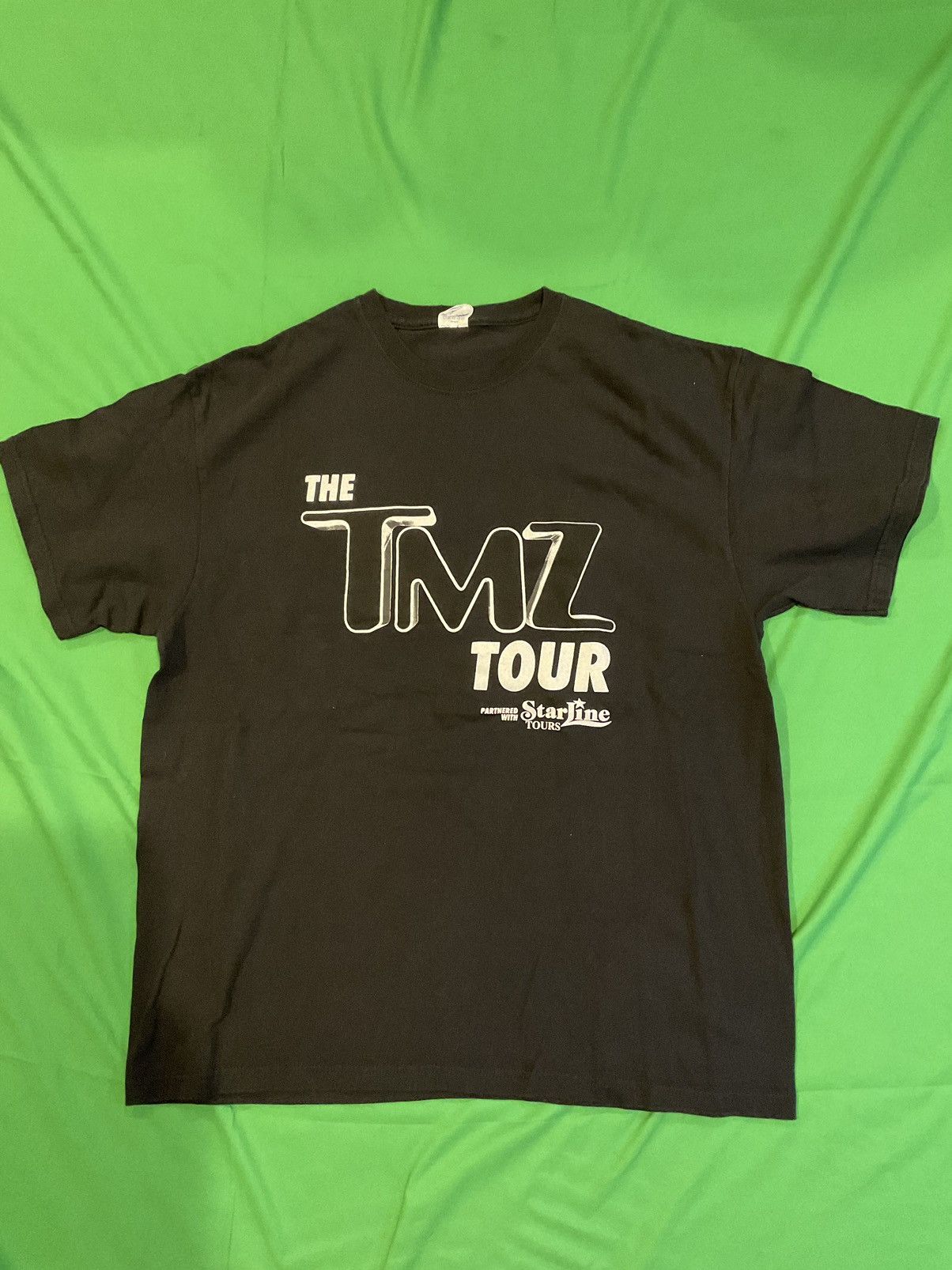 Vintage Vintage Black TMZ tour tee shirt Size US L / EU 52-54 / 3 - 1 Thumbnail