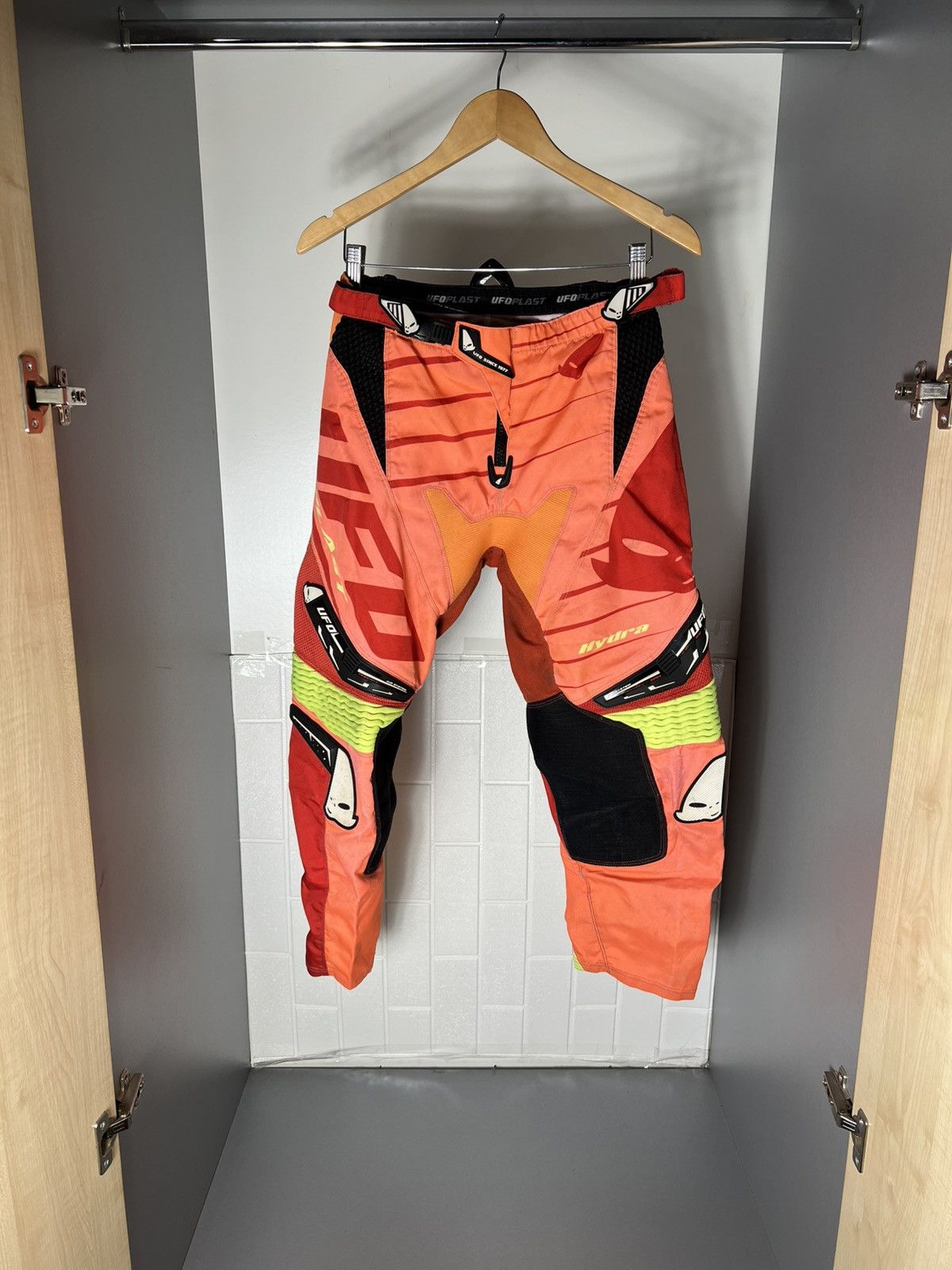 Fox Racing VINTAGE UFO PLAST MOTORCYCLE RACING PANTS BIKE RETRO Y2K 90s Size US 28 / EU 44 - 1 Thumbnail