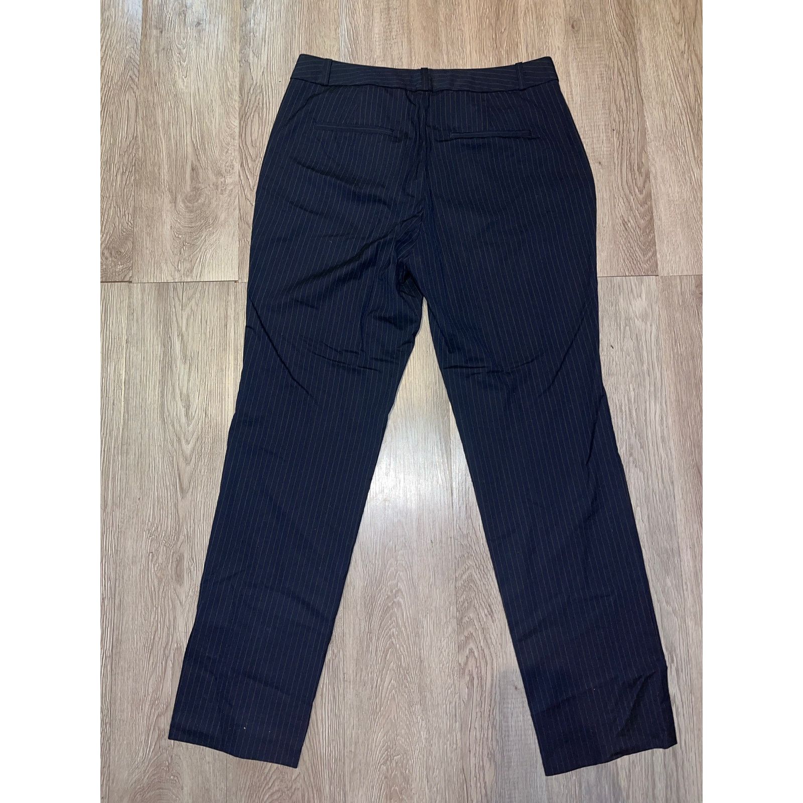Banana Republic Banana Republic - RYAN SLIM STRAIGHT PINSTRIPE PANT / 6R Size 28" / US 6 / IT 42 - 4 Thumbnail