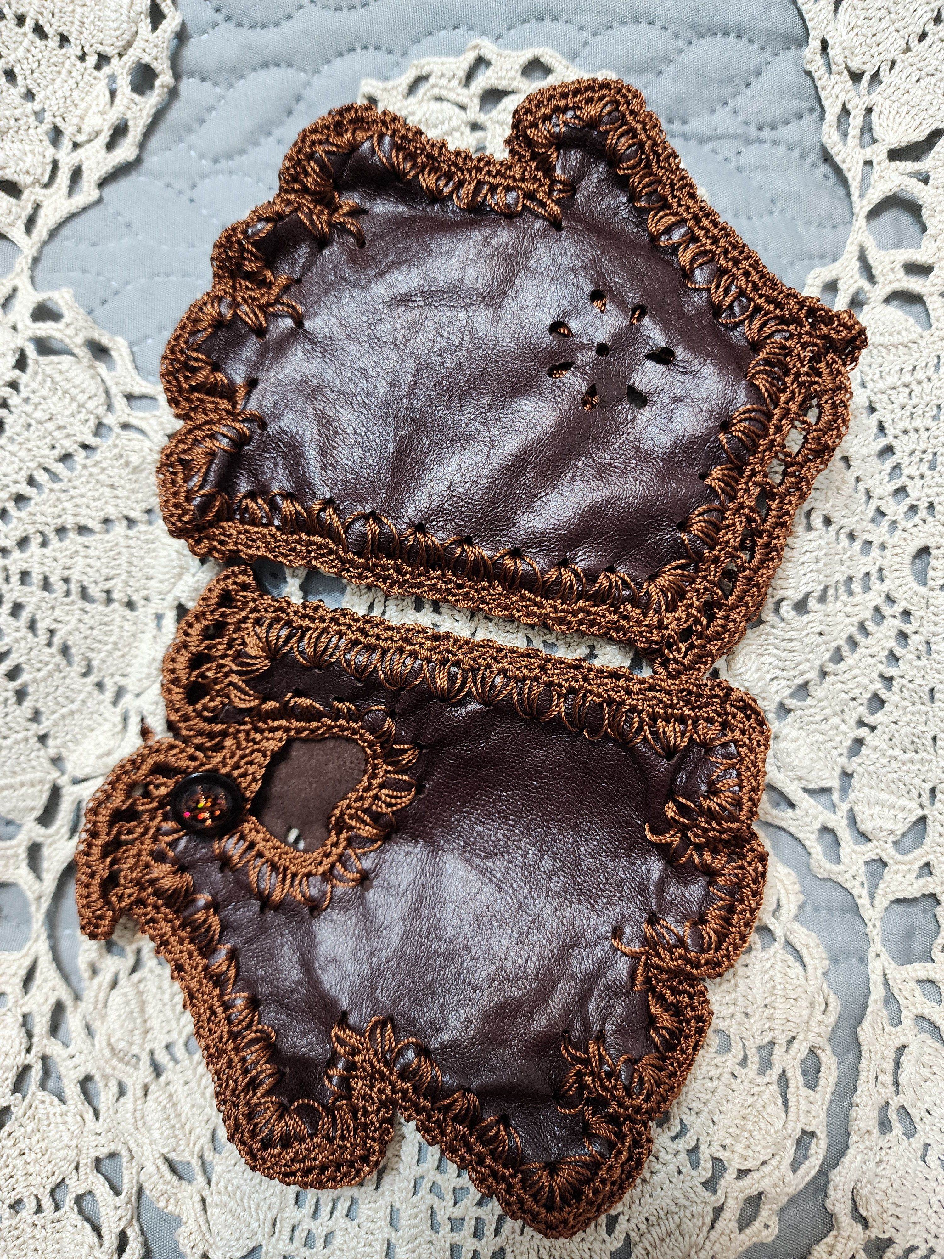 Handmade Women's leather fingerless gloves, handmade. Size ONE SIZE - 3 Thumbnail