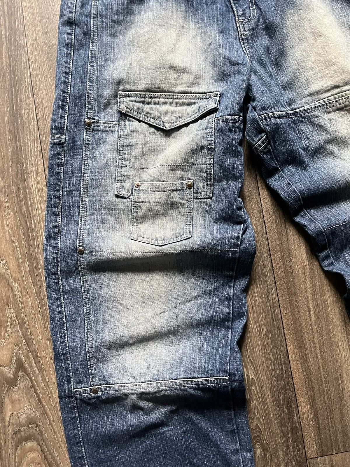Southpole BAGGY VINTAGE Y2K SOUTHPOLE MULTI POCKET JEANS Size US 36 / EU 52 - 12 Thumbnail
