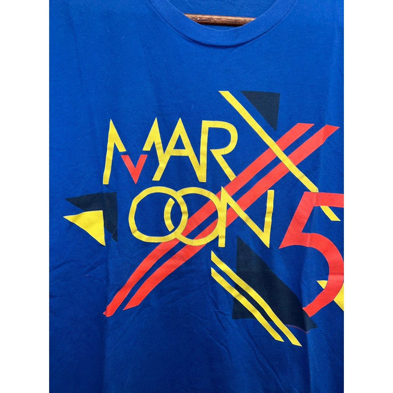 Tultex Womens Maroon 5 Shirt VIP Concert Tour Band Tee Women medium Size M / US 6-8 / IT 42-44 - 2 Thumbnail