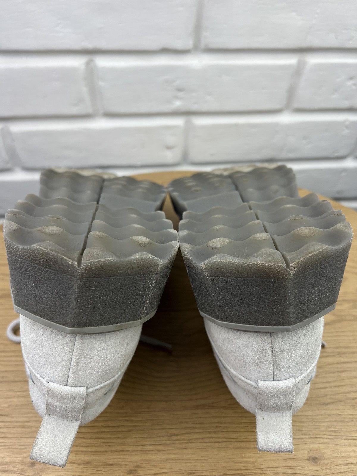 Off-White OFF-WHITE Derby Suede Boat Shoes SPONGE Rubber Sole Gray Size US 8 / EU 41 - 13 Thumbnail