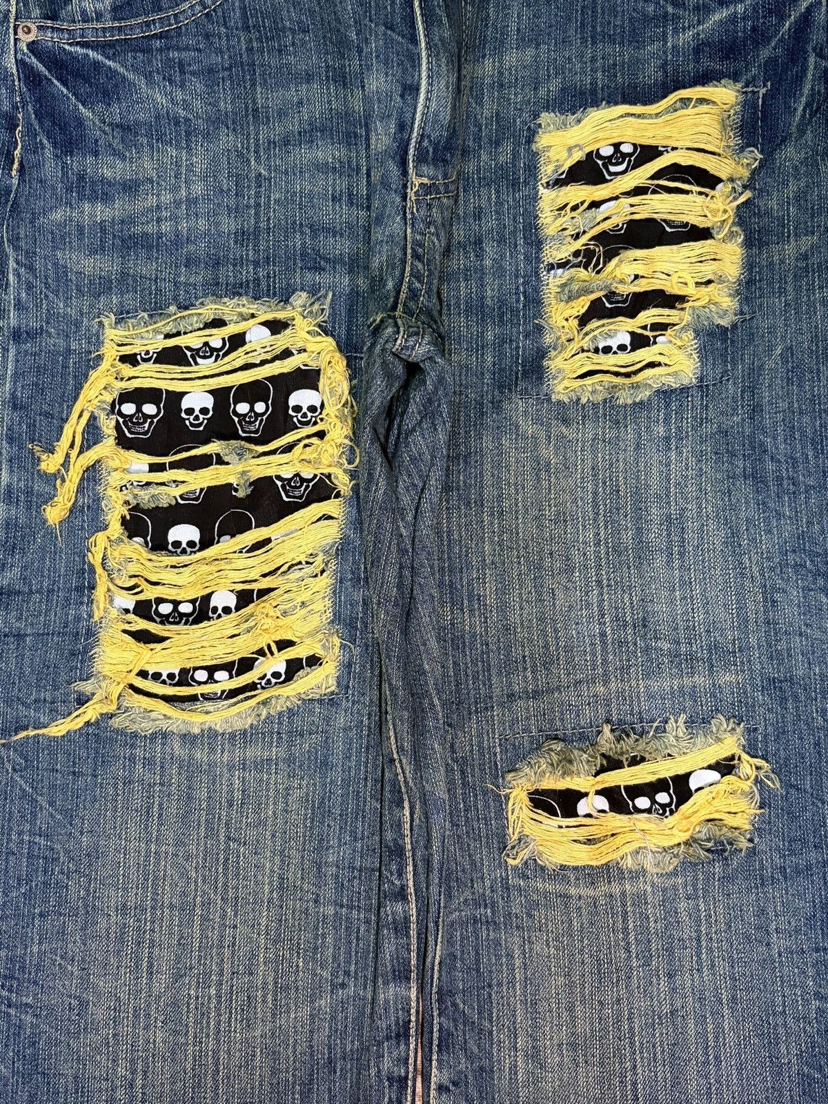 Junya Watanabe Vintage Japanese Brand Buckle Back Patch Distress Loose Jean Size 30" / US 8 / IT 44 - 3 Thumbnail