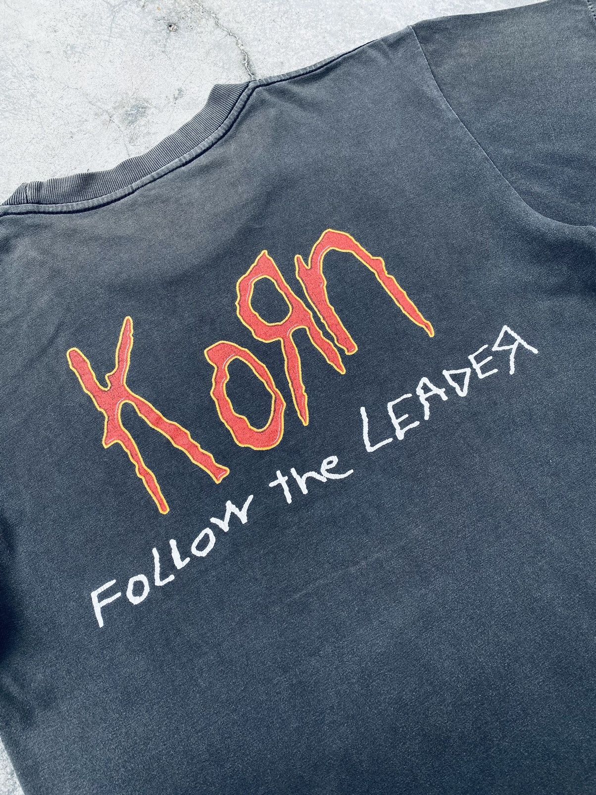 Band Tees Vintage Korn Follow The Leader Nu Metal Band Distressed Tees Size US S / EU 44-46 / 1 - 9 Thumbnail