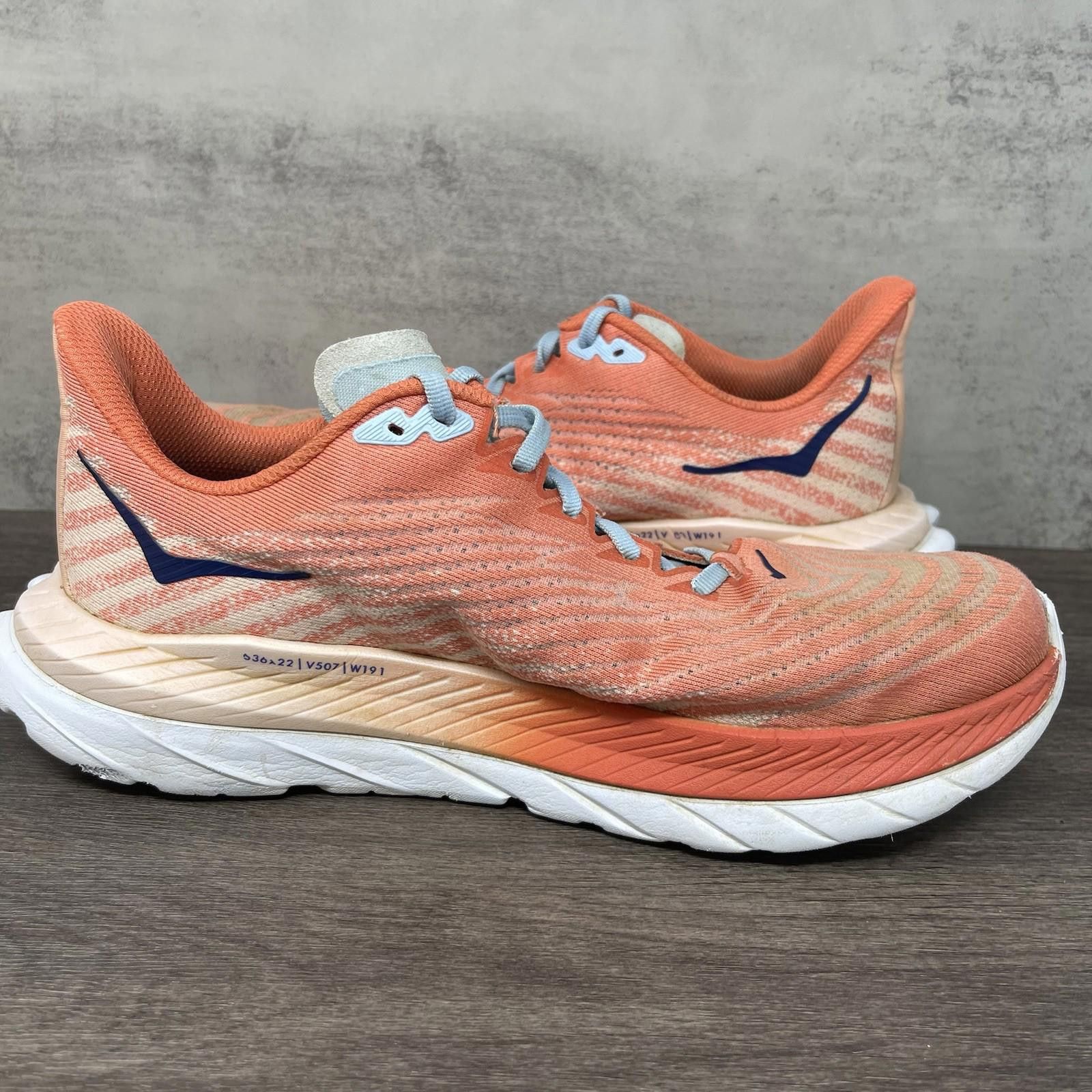 Other HOKA Mach 5 Running Shoes Womens 9 Orange White Size US 9 / IT 39 - 10 Thumbnail