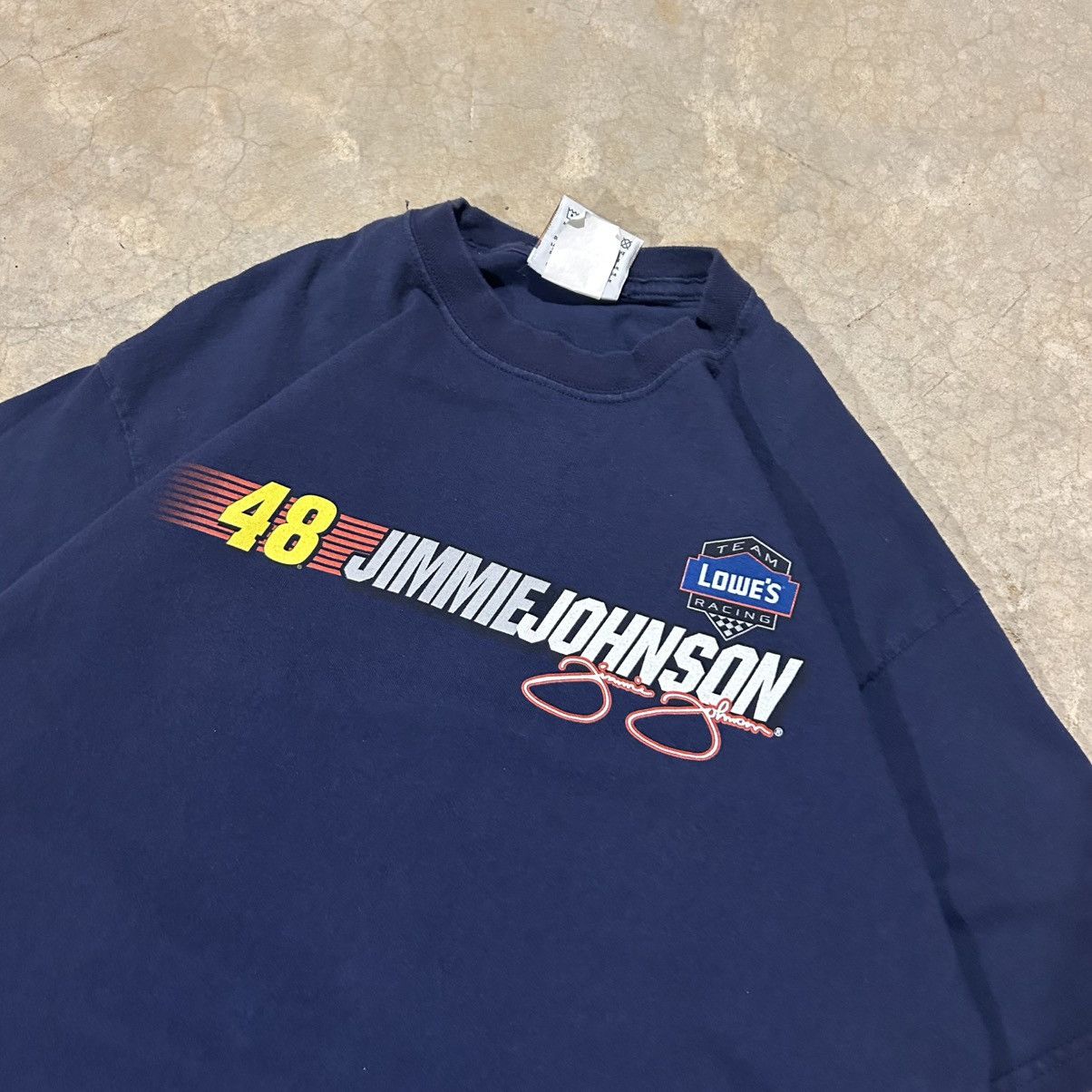 NASCAR × Vintage Crazy Vintage Y2K Nascar Jimmie Johnson Lowe’s Racing Tee Size US L / EU 52-54 / 3 - 4 Thumbnail