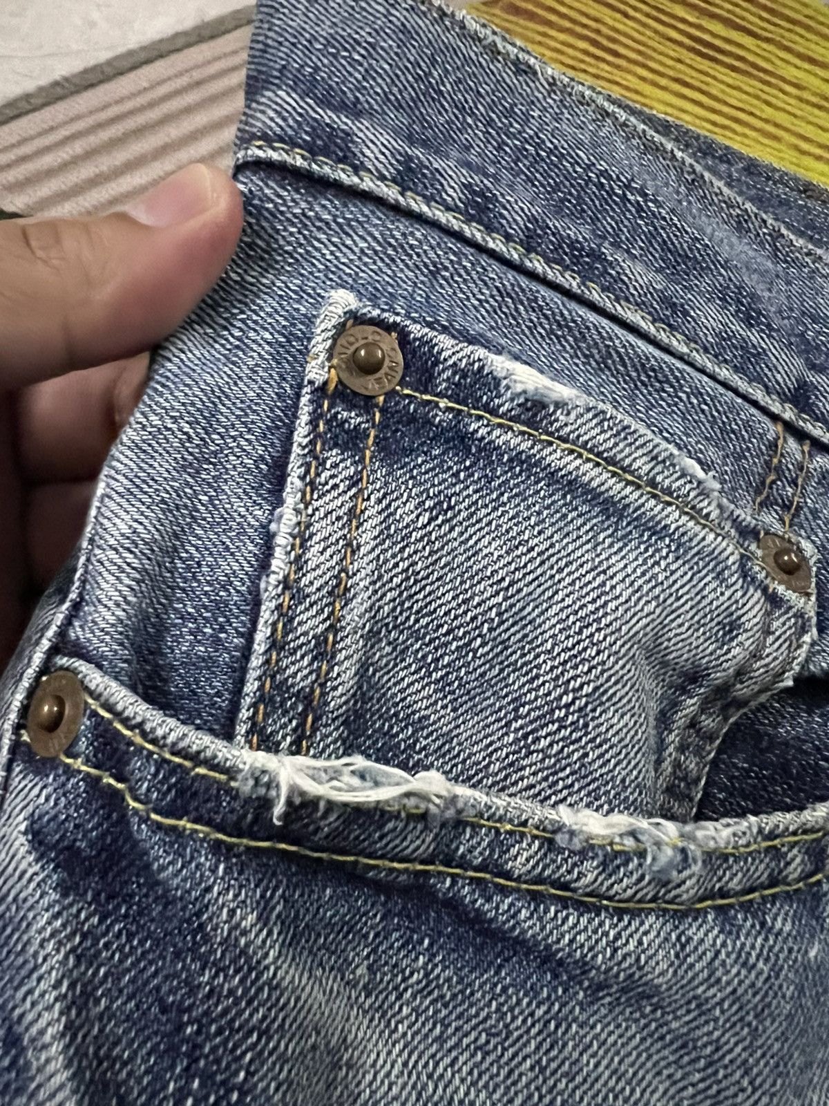 Japanese Brand 💥Flare💥Vintage Uniqlo B-002 light Wash Jean Size US 34 / EU 50 - 10 Thumbnail