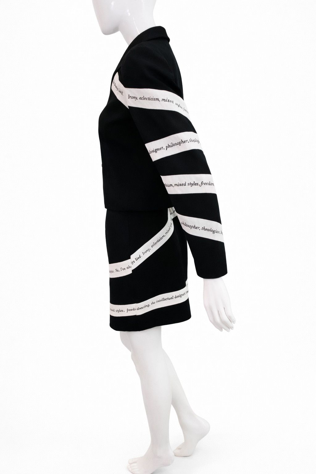 Moschino Moschino Cheap and Chic Irony Text Vintage Costume Suit Size L / US 10 / IT 46 - 7 Thumbnail