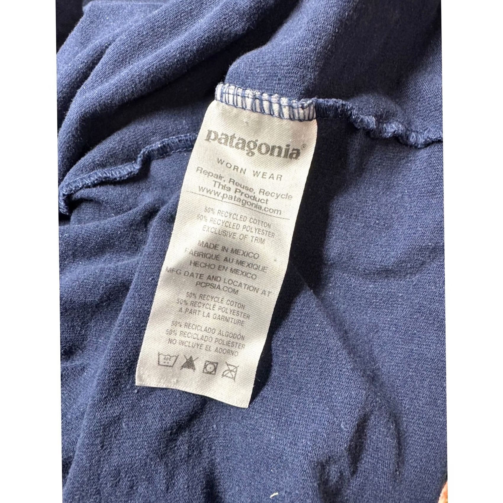 Patagonia VINTAGE Patagonia P-6 Back Logo Organic Cotton Long Sleeve Shirt M Green Size US M / EU 48-50 / 2 - 6 Thumbnail