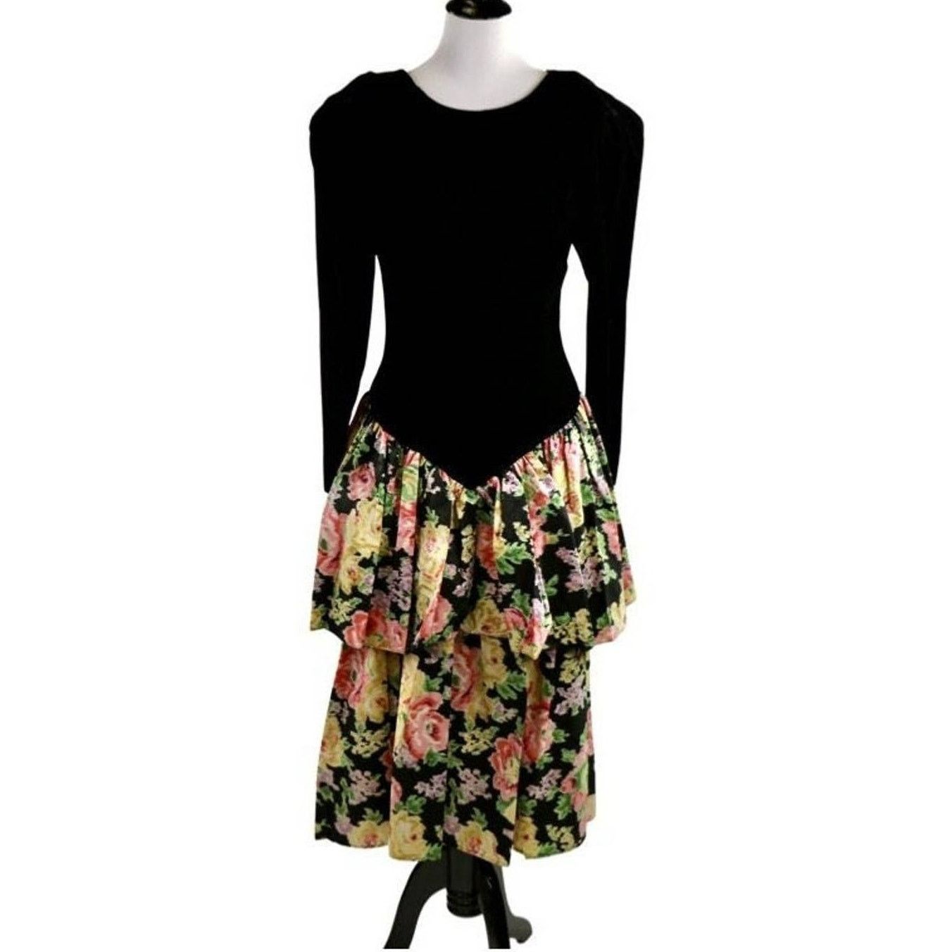 Vintage Vintage 1980s Velvet Floral Print Donna Morgan Dress Medium Size M / US 6-8 / IT 42-44 - 1 Thumbnail