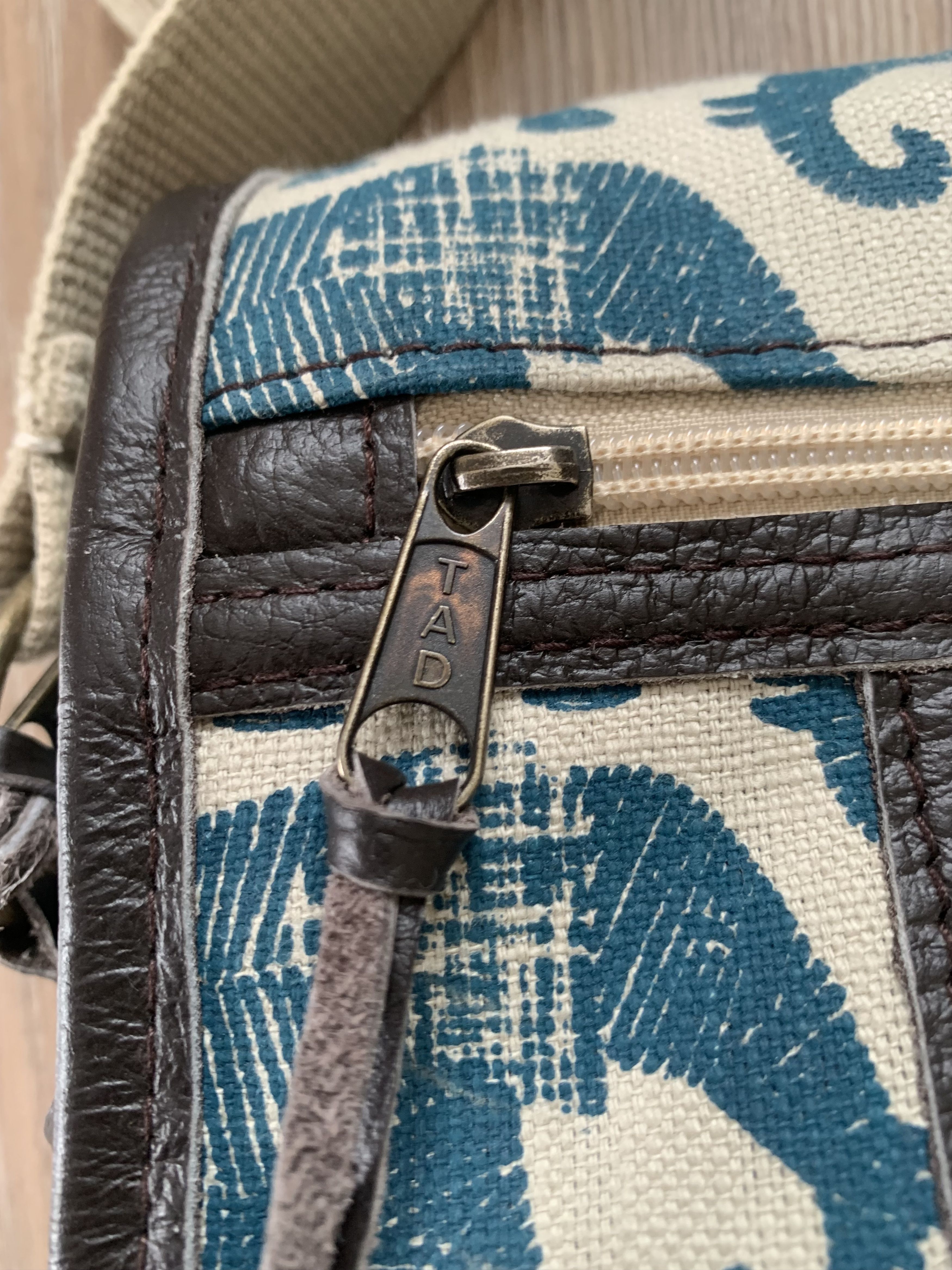 Other Hand Made Mongoose Flip Over Bag Size ONE SIZE - 4 Thumbnail