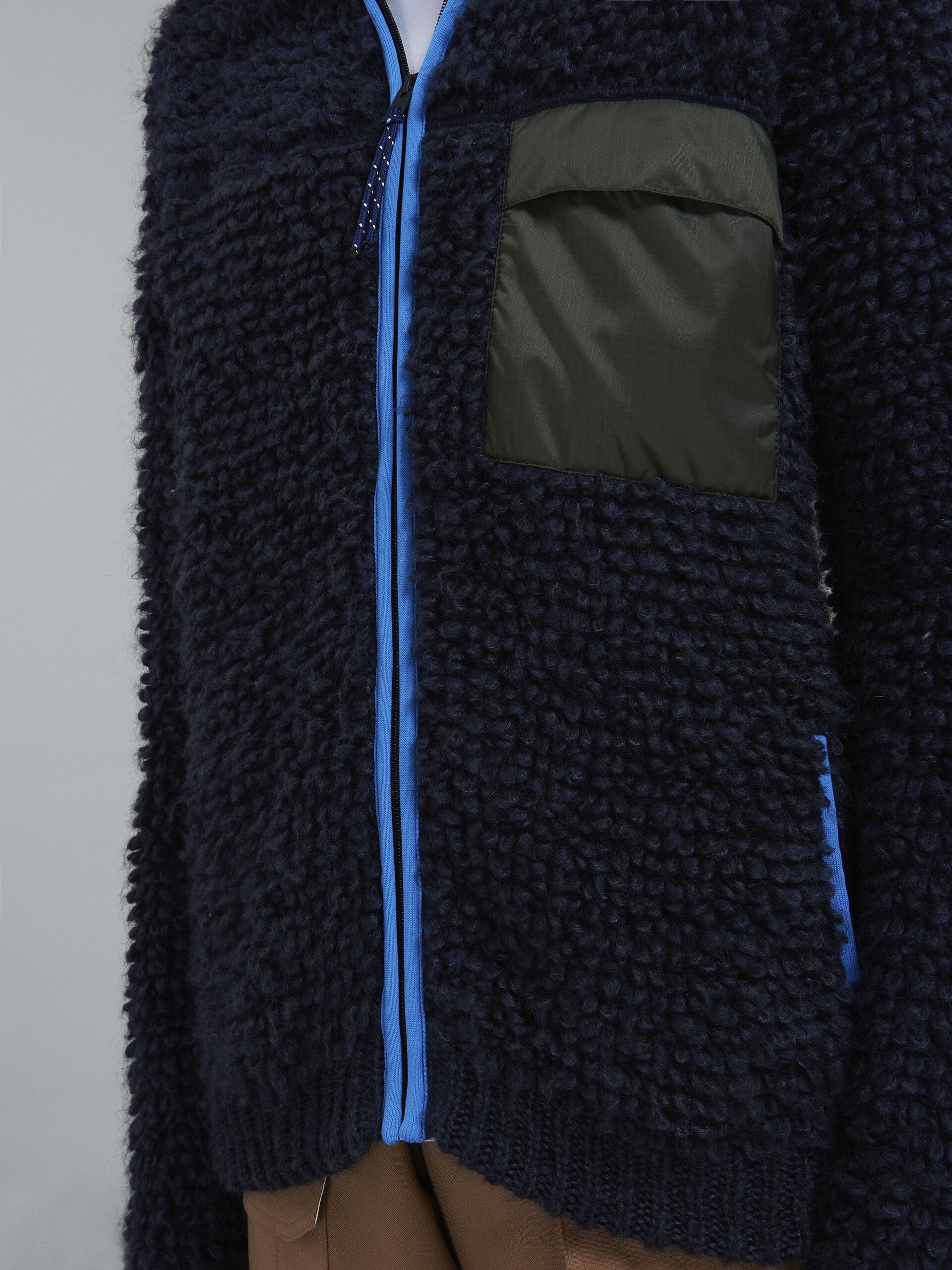 Marni o1y0225 Cardigan in Navy Blue Size US M / EU 48-50 / 2 - 3 Thumbnail