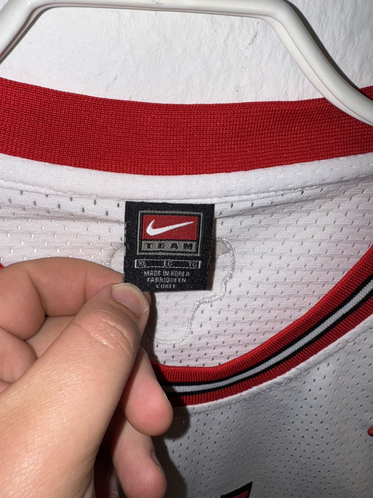 Jordan Brand × NBA × Vintage Vintage Nike Michael Jordan Chicago Bulls Jersey #23 Size US XL / EU 56 / 4 - 7 Thumbnail