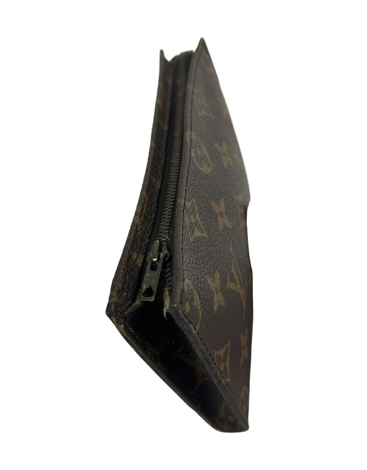 Louis Vuitton Louis Vuitton Monogram Toiletry Pouch Size ONE SIZE - 3 Thumbnail