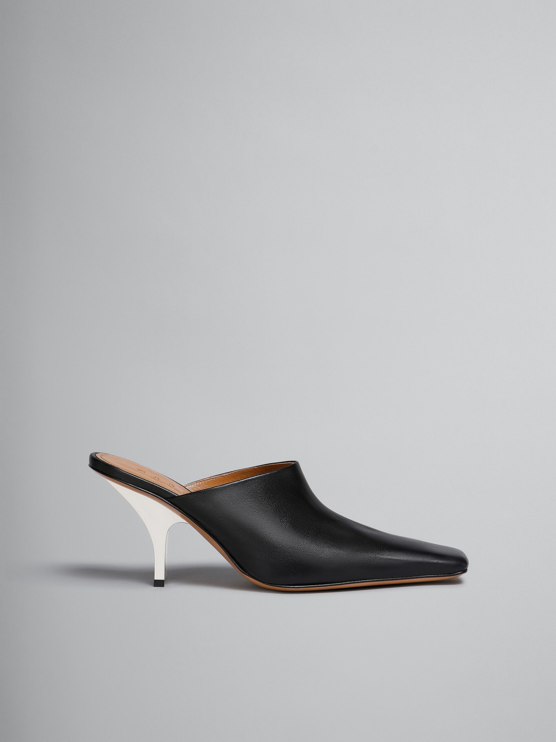 Marni o1w1db10824 Leather Heeled Mules in Black Size US 10 / IT 40 - 1 Thumbnail