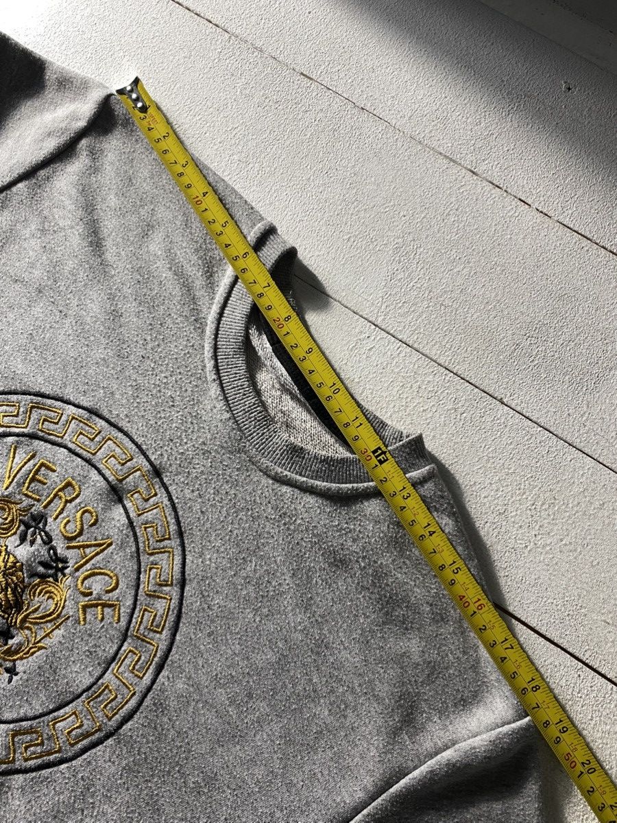 Gianni Valentino × Versace Jeans Couture × Vintage Vintage Versace jeans couture medusa sweatshirt Size US M / EU 48-50 / 2 - 7 Thumbnail