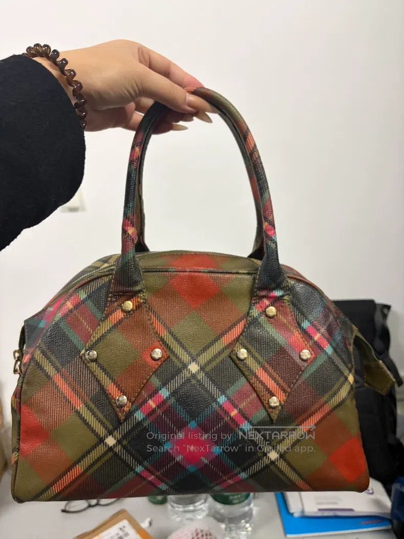 Vivienne Westwood Vivienne Westwood size os Classic, out-of-print handbag: a Size ONE SIZE - 1 Thumbnail