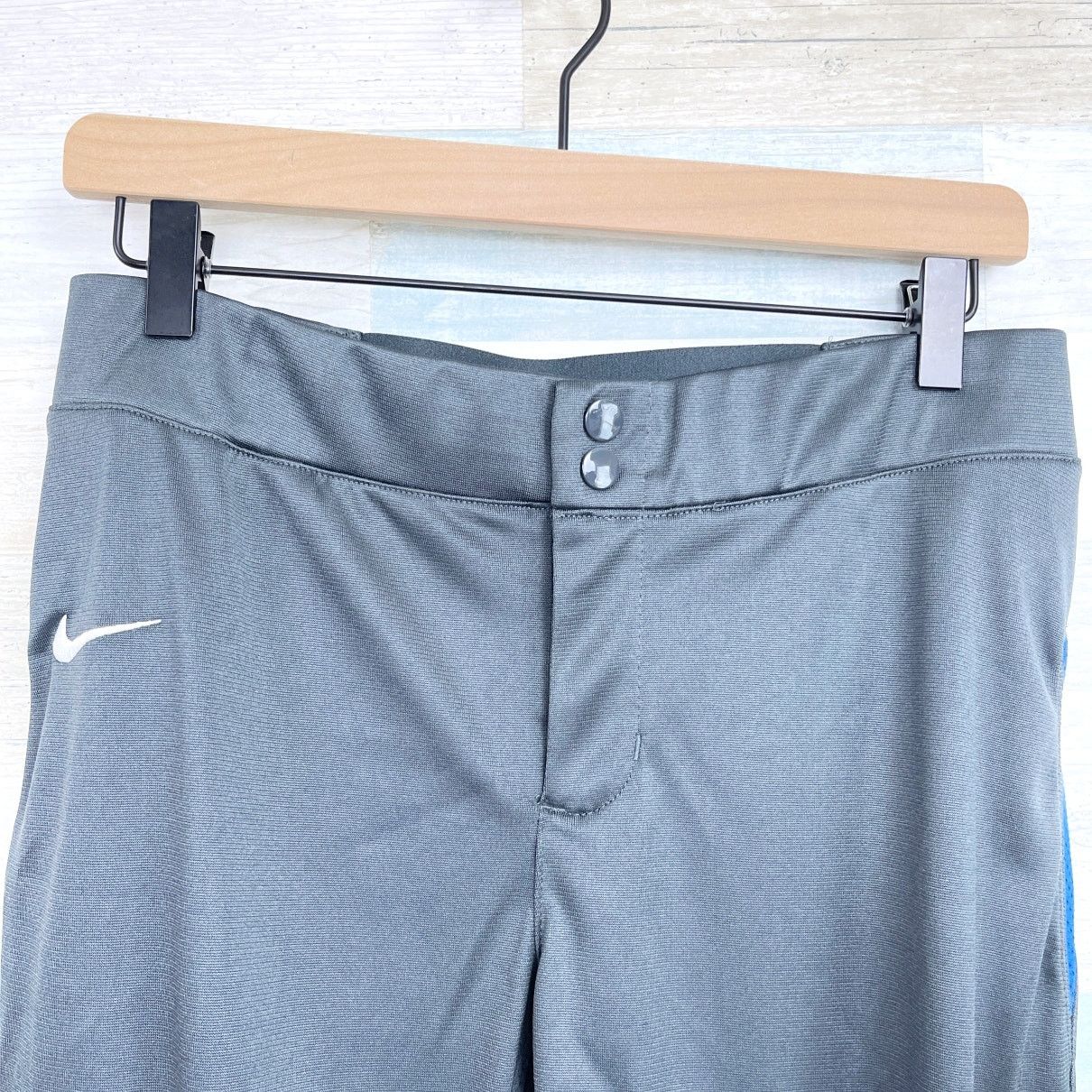 Nike NIKE Dri-Fit Cropped Softball Pants Gray Womens Medium Size 30" / US 8 / IT 44 - 2 Thumbnail