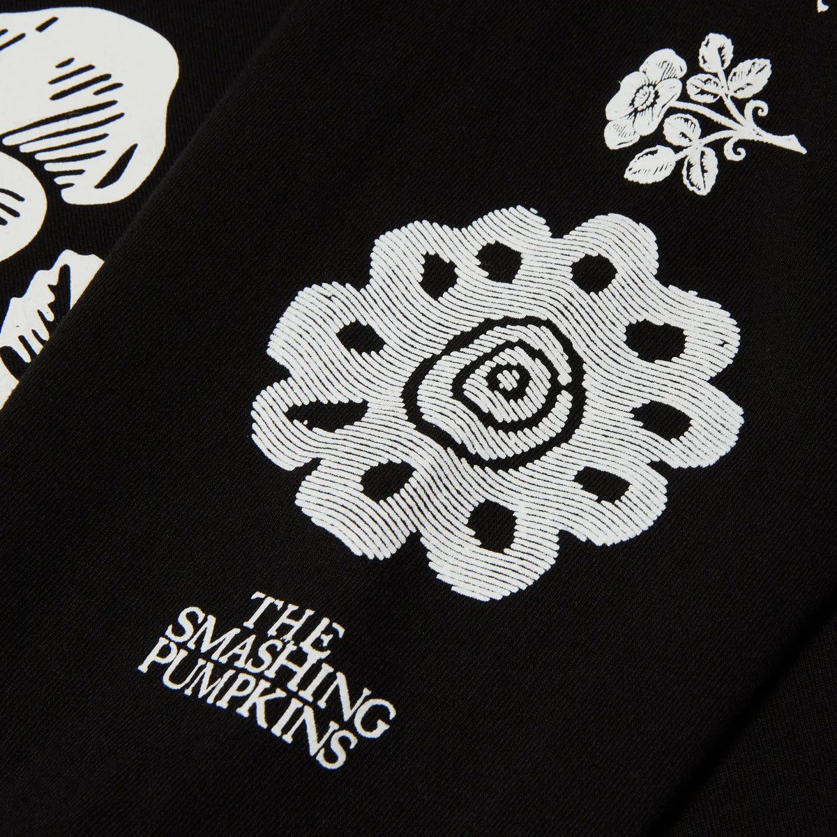 Band Tees × Huf HUF x Smashing Pumpkins Jennifer Ever Long Sleeve T-Shirt M Size US M / EU 48-50 / 2 - 4 Thumbnail