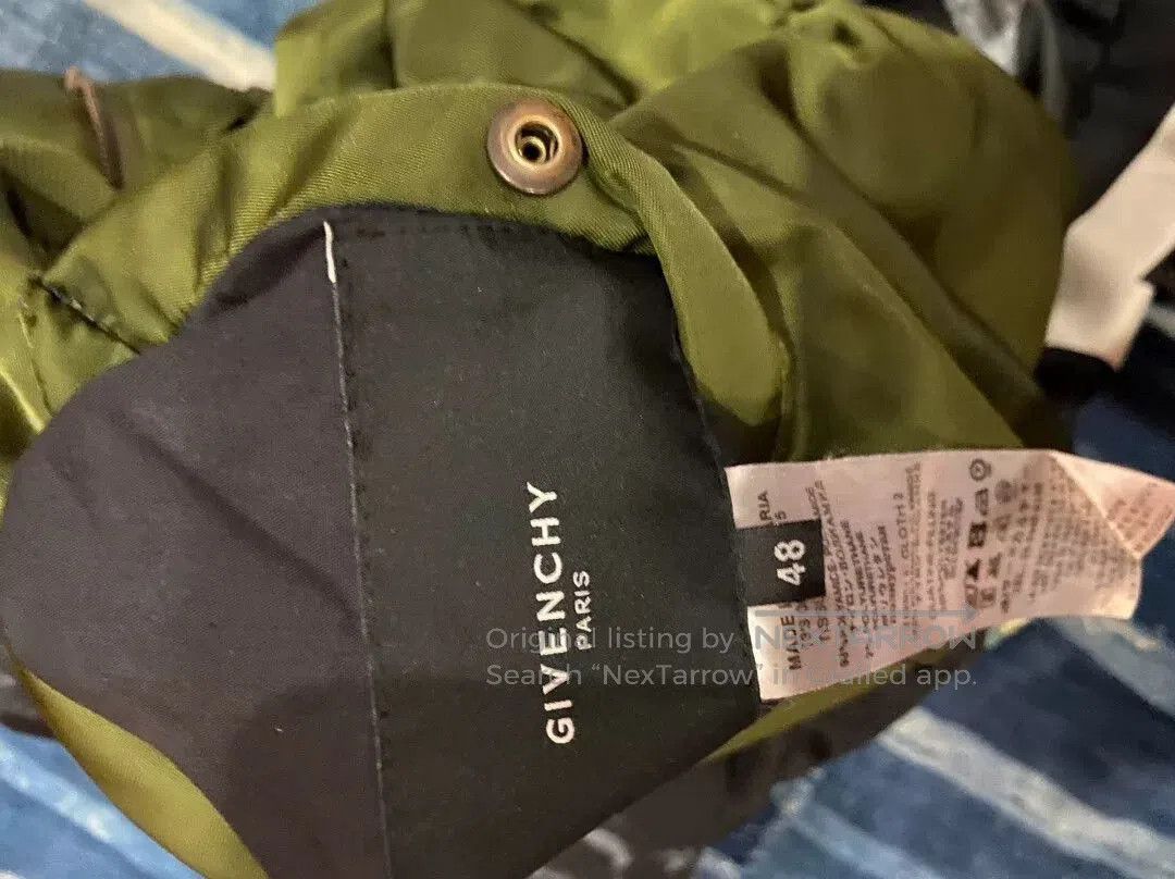 Givenchy givenchy bomber jacket with aviation print. Size US M / EU 48-50 / 2 - 4 Thumbnail