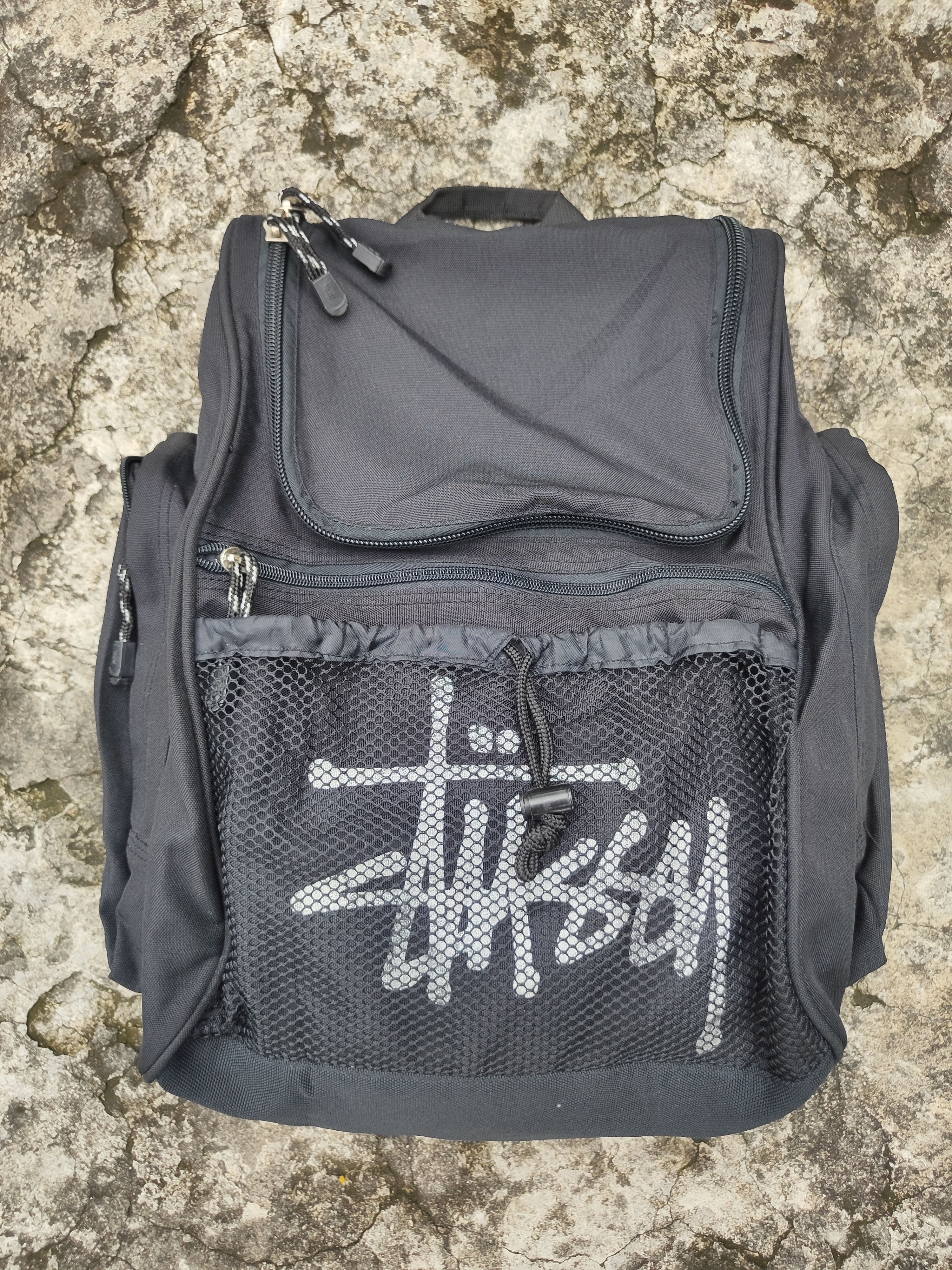 バッグ StussyCANVAS BACKPACK WASHED Black s-l1200.jpg