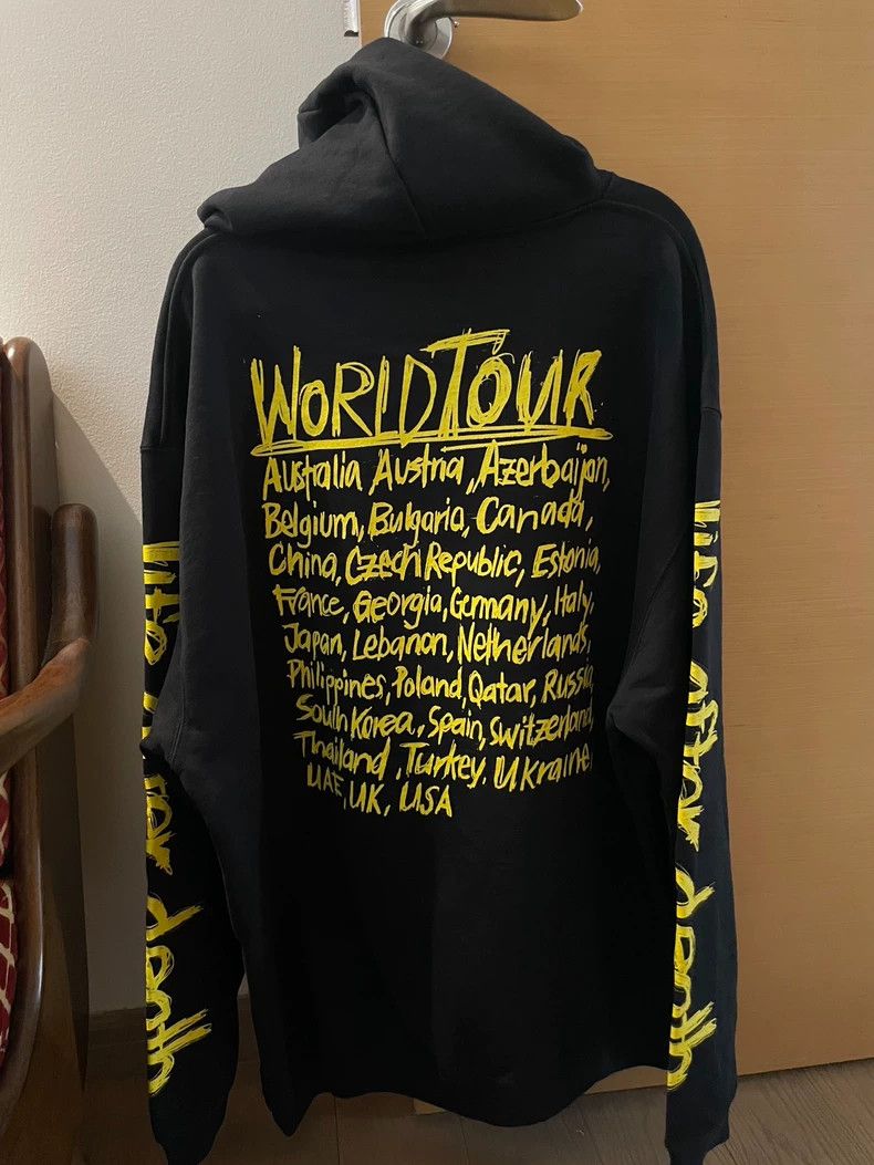 Vetements Vetements Graffiti Art Printed Hoodie, Size S Size US S / EU 44-46 / 1 - 2 Thumbnail