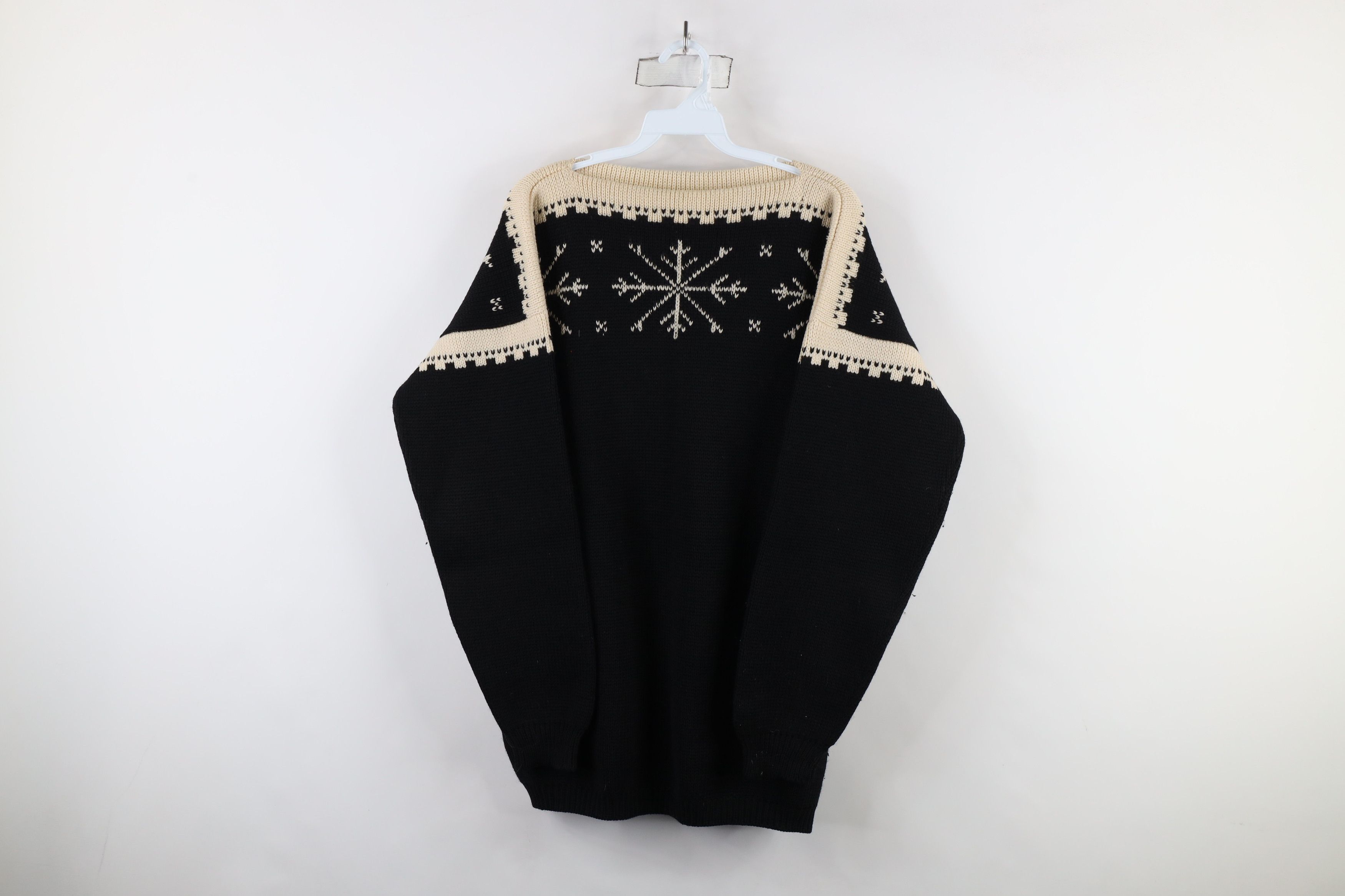 Vintage Vintage 70s Streetwear Wool Knit Christmas Snowflake Sweater Size US XXL / EU 58 / 5 - 1 Thumbnail