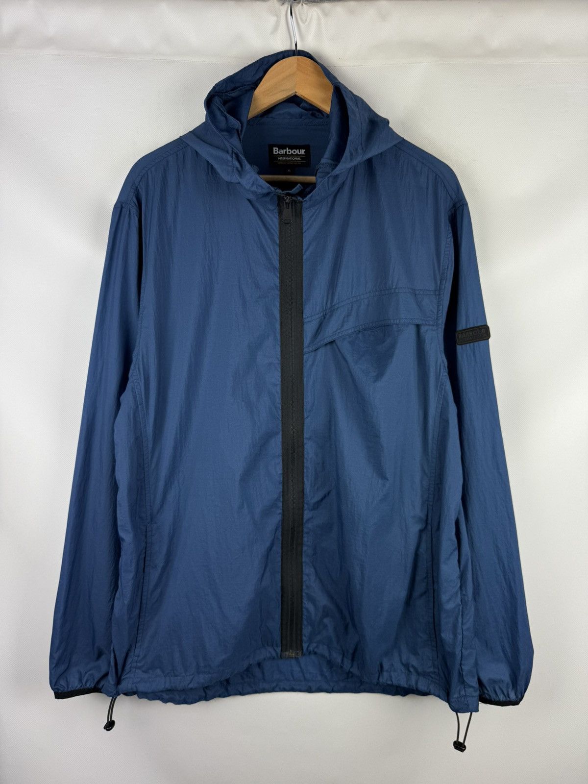 Barbour Barbour International Full Zip Hooded Windbreaker Jacket Size US XL / EU 56 / 4 - 2 Thumbnail