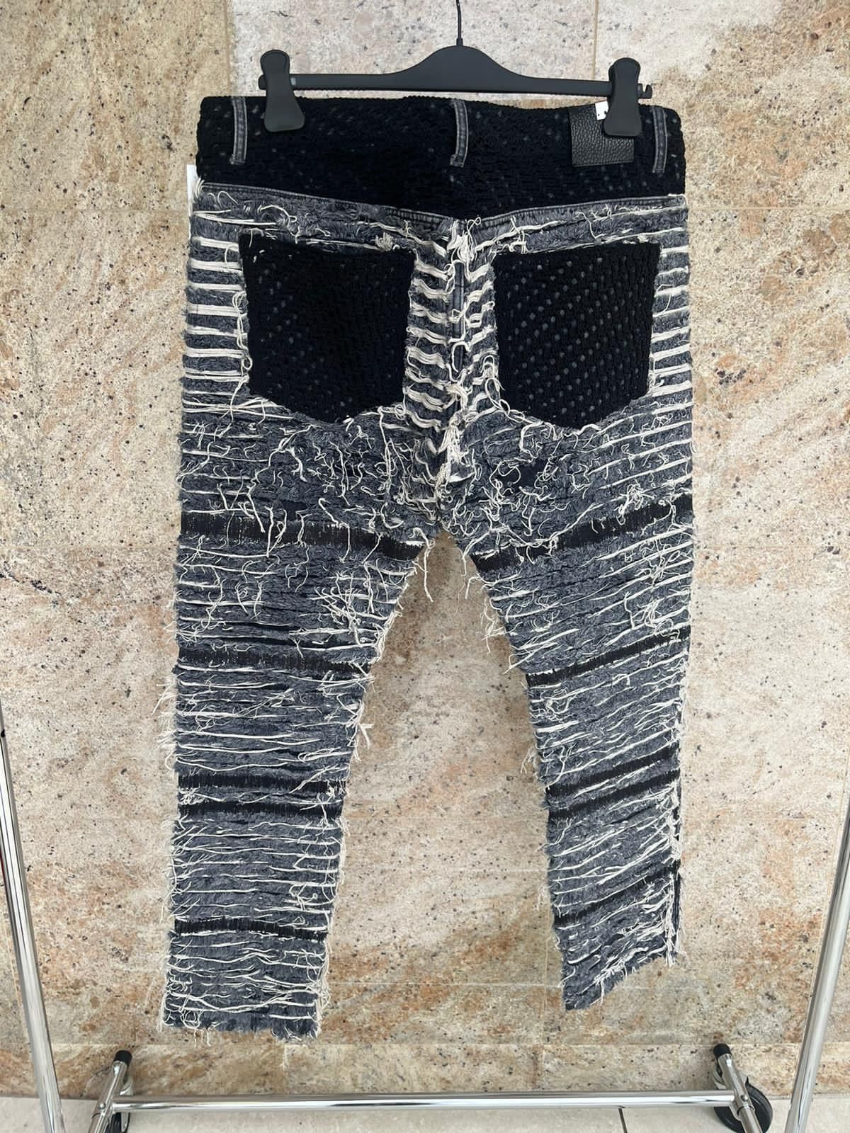 Alyx 6 Pocket Blackmeans Distressed & Frayed Denim in Black Size US 36 / EU 52 - 19 Thumbnail