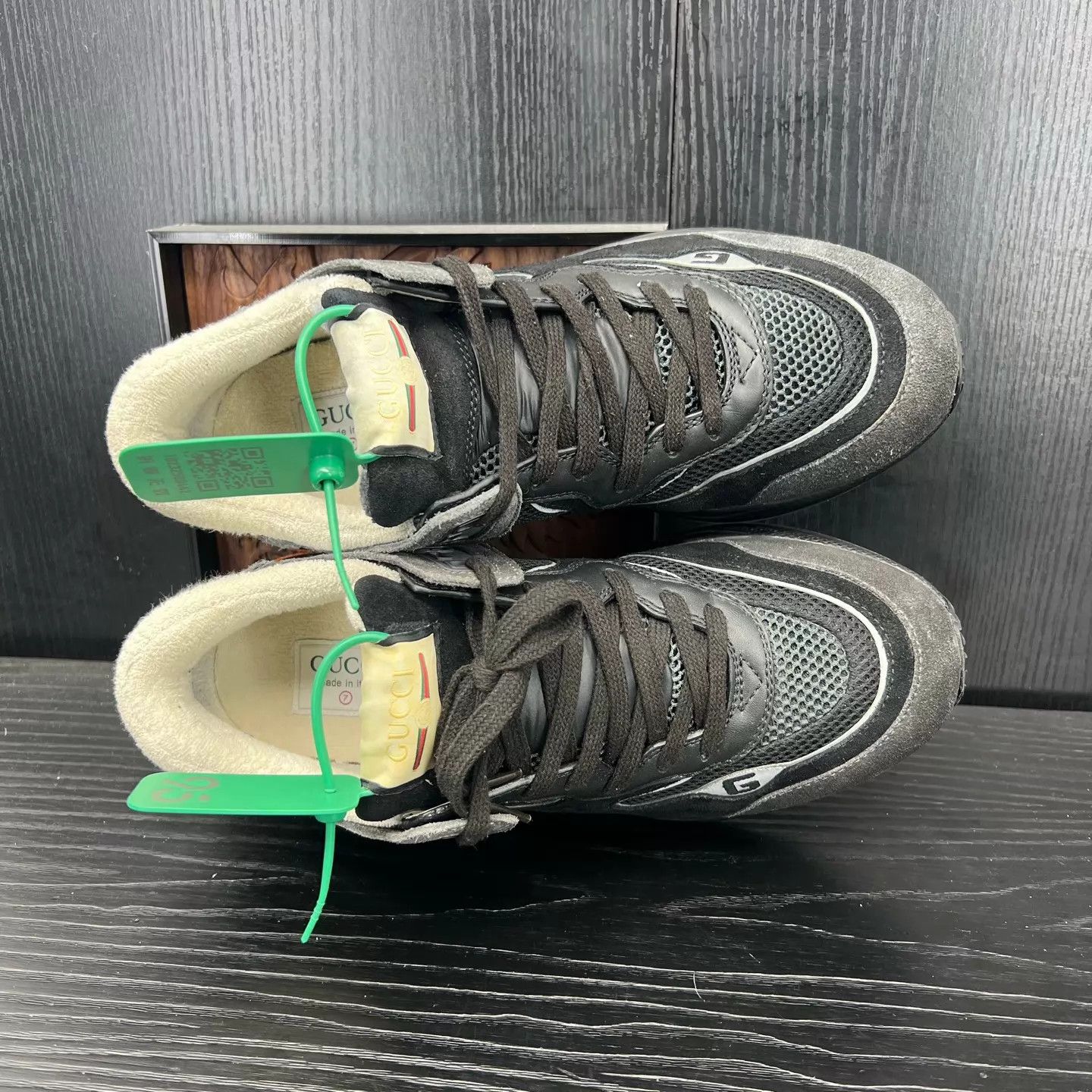 Gucci GUCCI Ultrapace black brown 7/41 mint with box Size US 8 / EU 41 - 6 Thumbnail