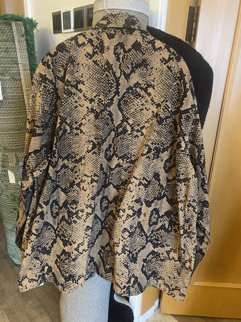 Wacko Maria Wacko Maria Camel snake print jacket shirt size L Size US L / EU 52-54 / 3 - 6 Thumbnail