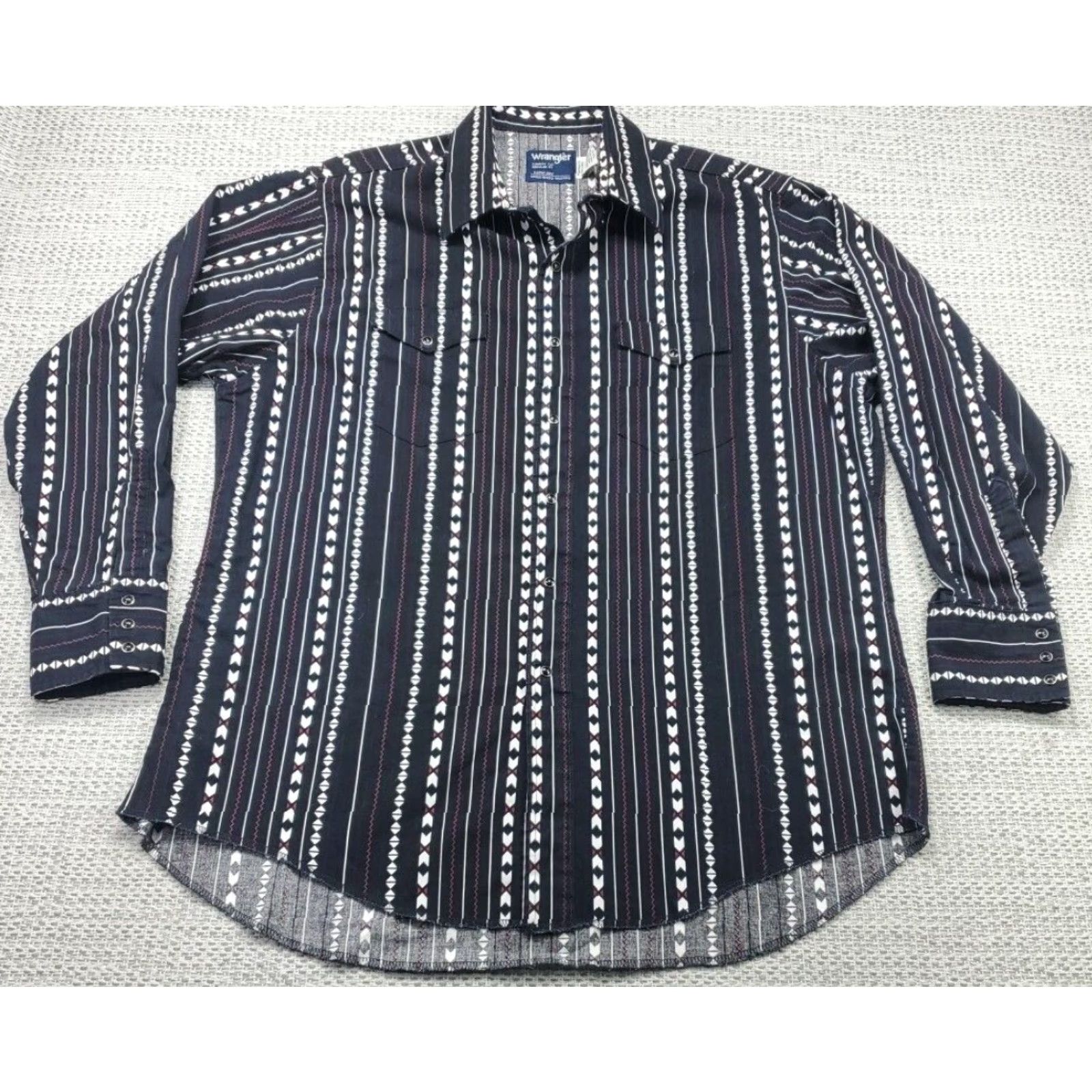 Wrangler VTG Wrangler Cowboy Cut X-Long Tails Aztec Print Long Sleeve Shirt Mens 17.5x34 Multicolor Geometric Button-Up Cotton Cotton Blend 80s 90s USA Mens Size US XXL / EU 58 / 5 - 2 Thumbnail