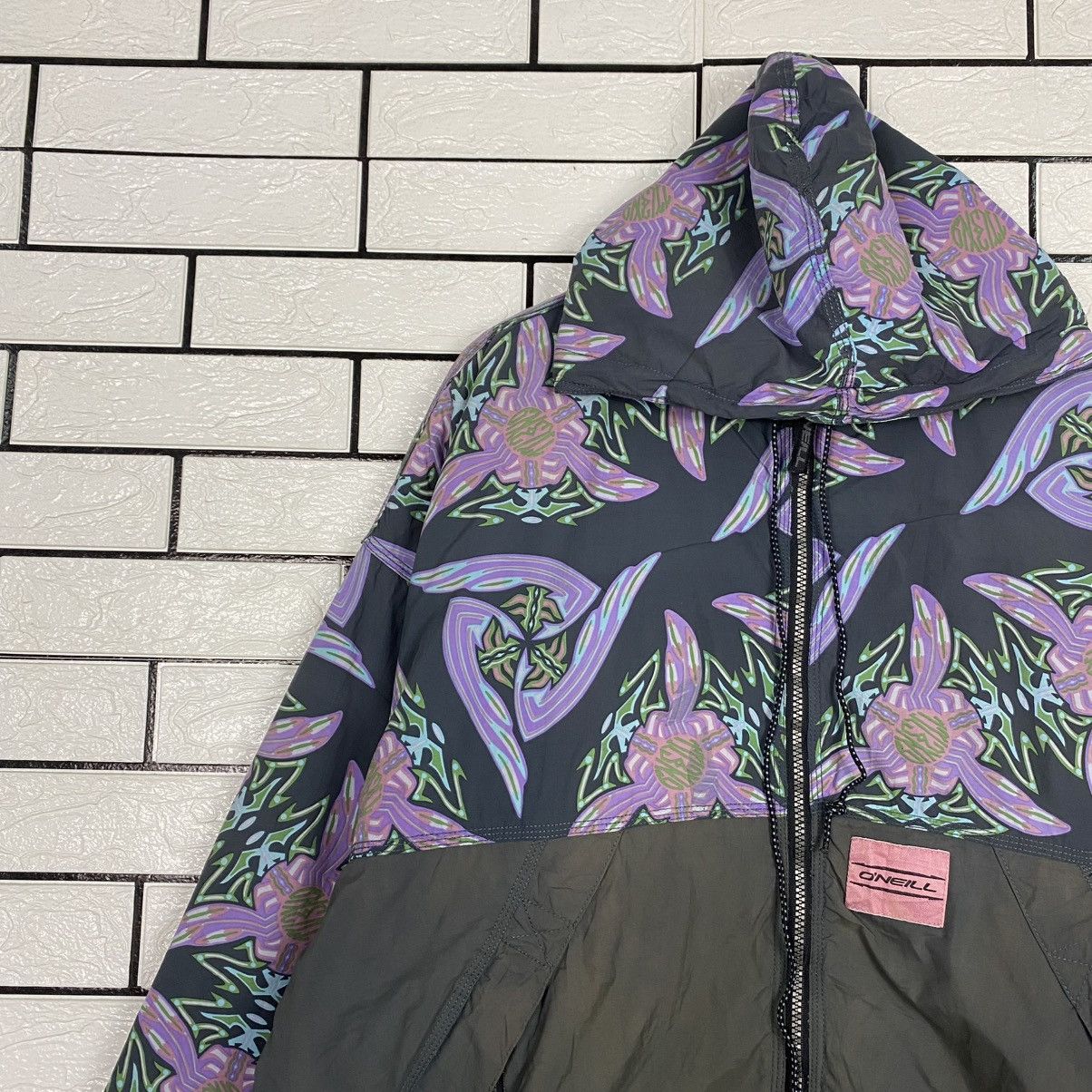 O'Neill 🔥VINTAE BOMBER JACKET O’NEILL FULL PRINT DESIGN SURF WINTER Size US M / EU 48-50 / 2 - 7 Thumbnail