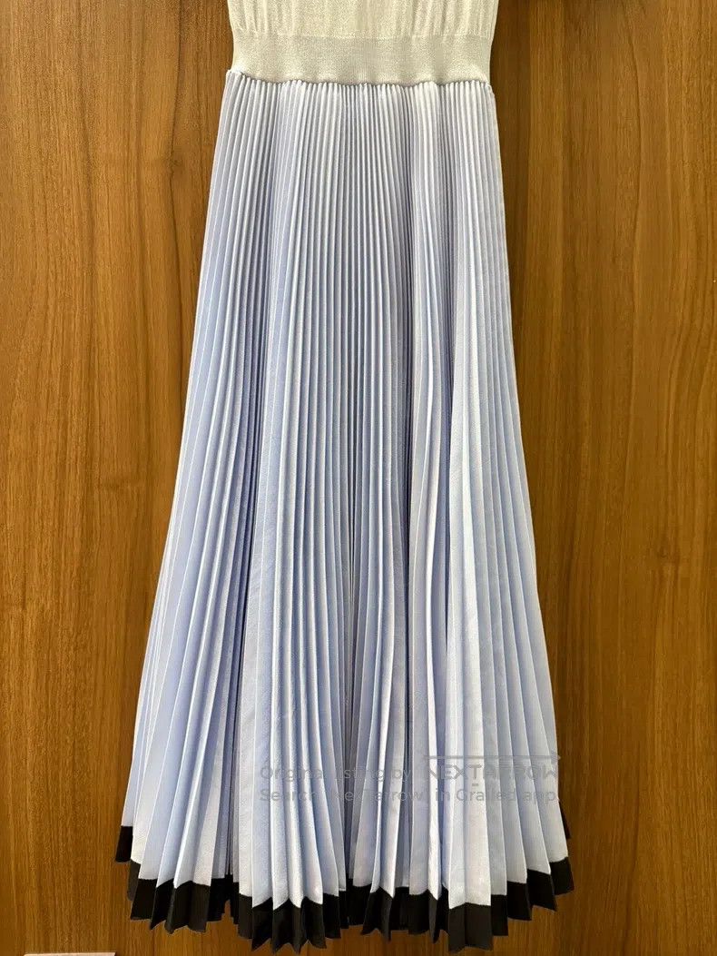 Prada Prada Grey polo collar dress Size XS / US 0-2 / IT 36-38 - 4 Thumbnail