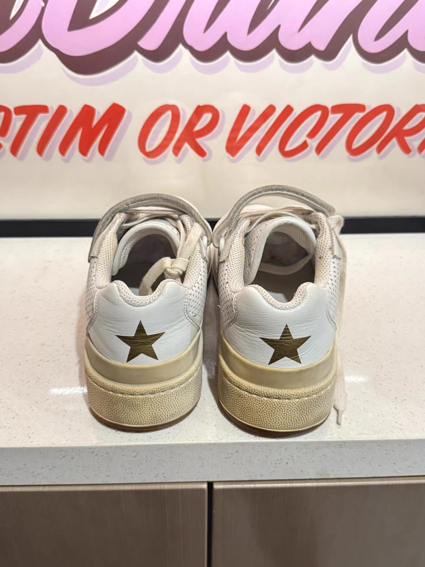 Saint Laurent Paris SAINT LAURENT SL24 men's low-top fashion sneakersＱ20 Size US 6.5 / EU 39-40 - 3 Thumbnail