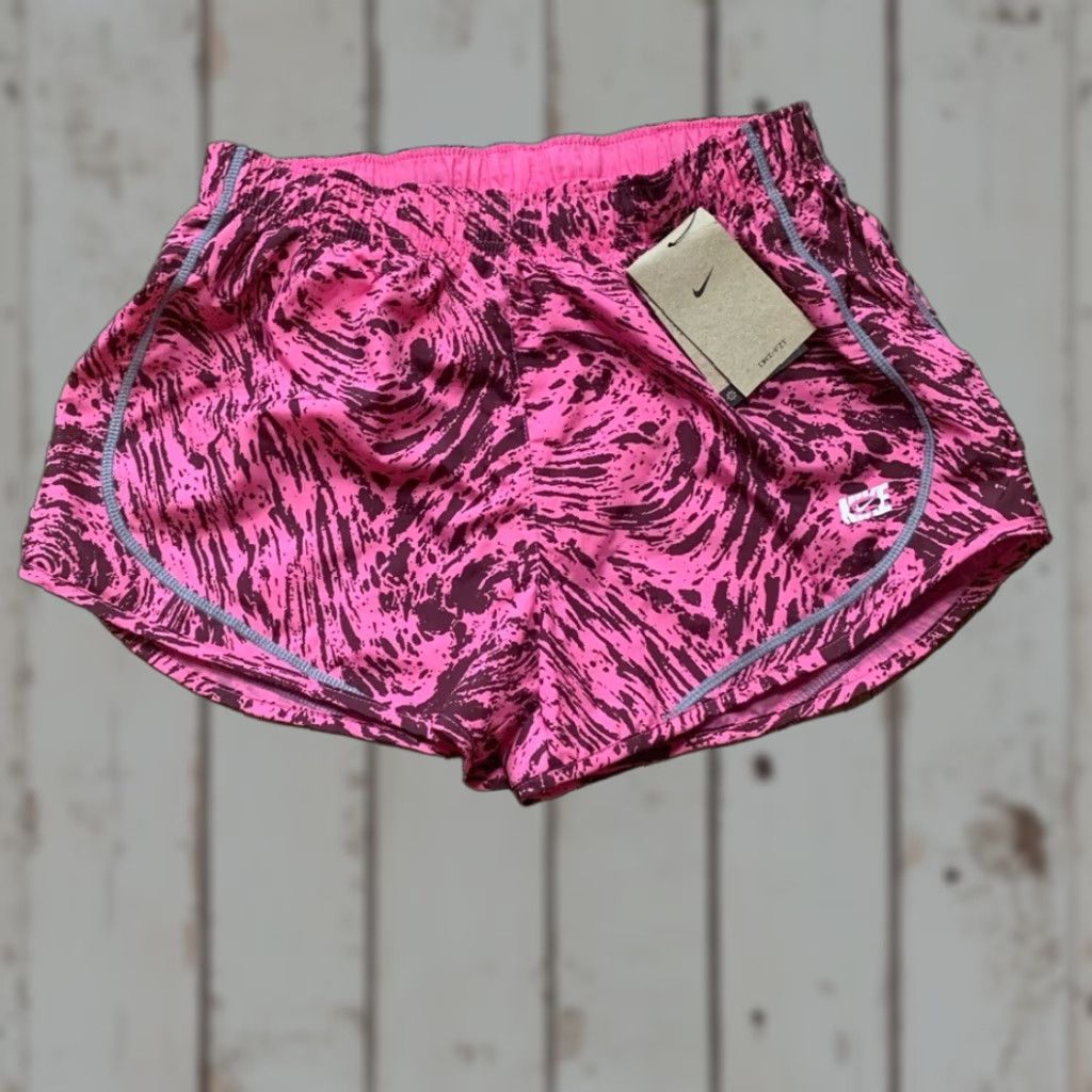 Nike Nike Shorts Pink M Women's Regular Athletic NWT Size 32" / US 10 / IT 46 - 1 Thumbnail