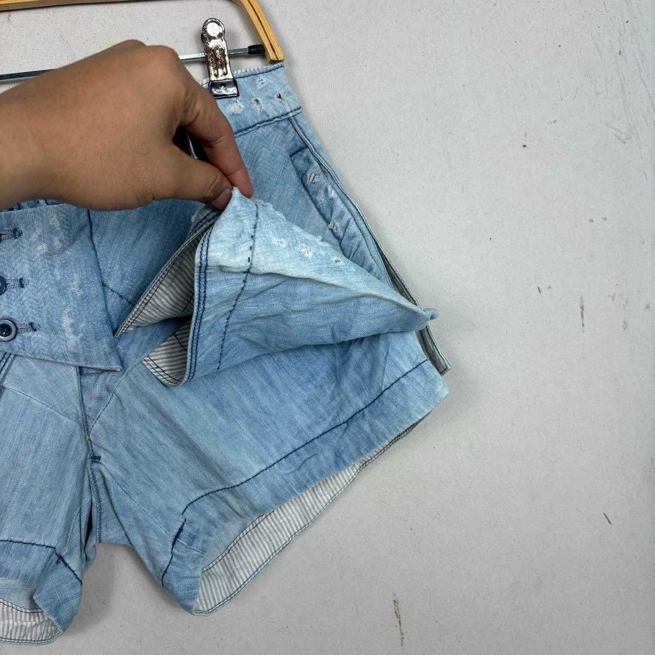 Marithe + Francois Girbaud Vtg Girbaud Distressed Denim Shorts M+FG Japan Takaya Shoji Size 30" / US 8 / IT 44 - 6 Thumbnail